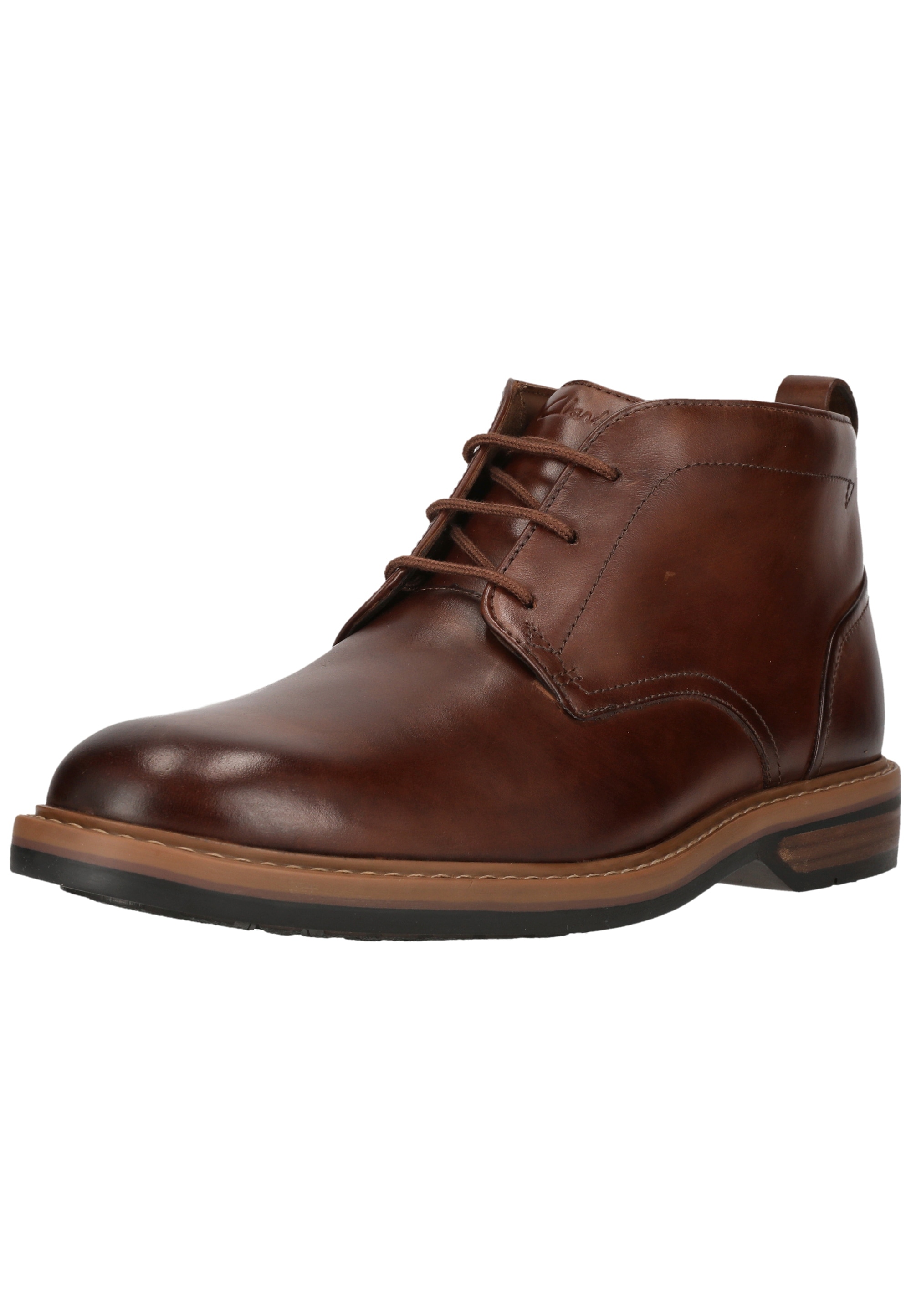 Clarks Schnürschuh "Aldwin Chukka" mit griffiger Sohle