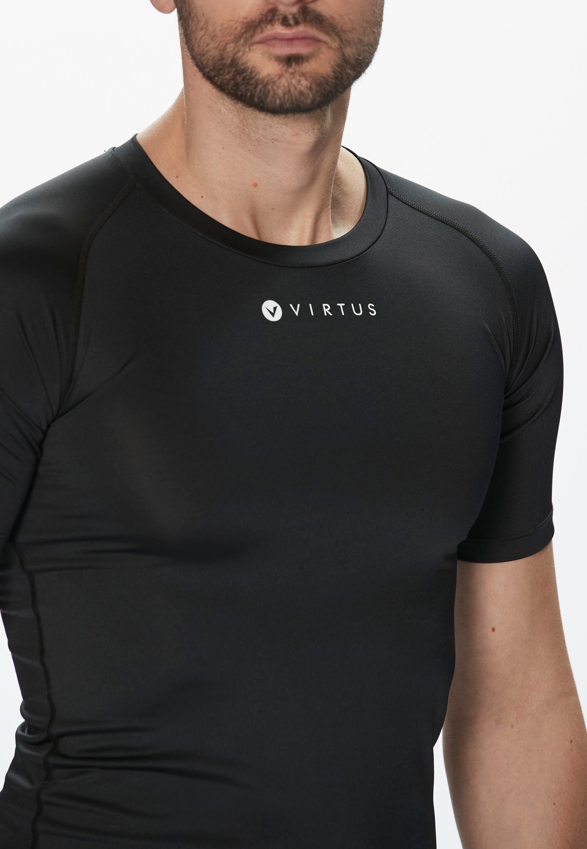 Virtus Funktionsshirt "BONDER M S-S Baselayer", mit schnell trocknender QUI günstig online kaufen