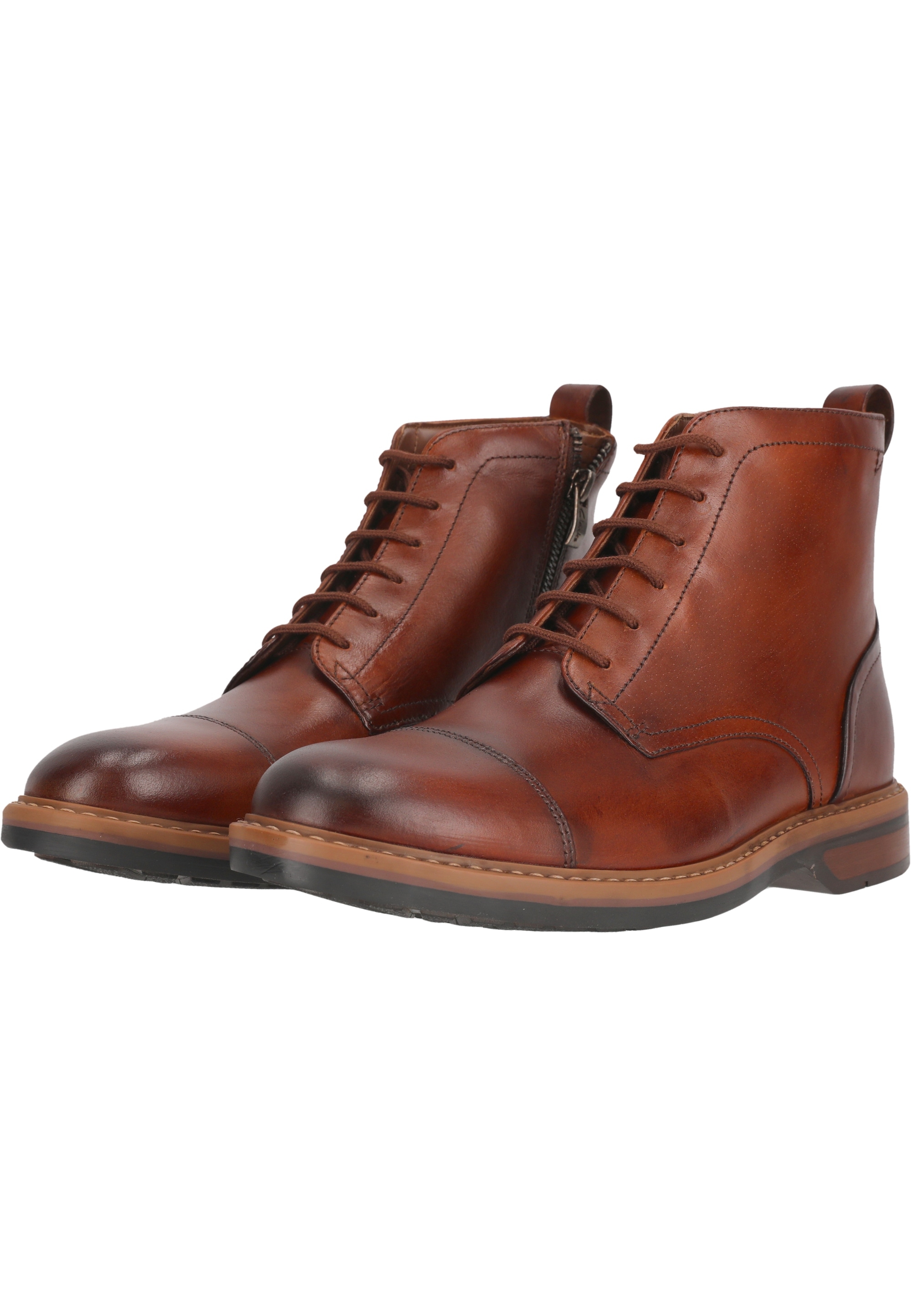 Clarks Stiefel »Aldwin Cap«, mit bequemer Unterfußdämpfung