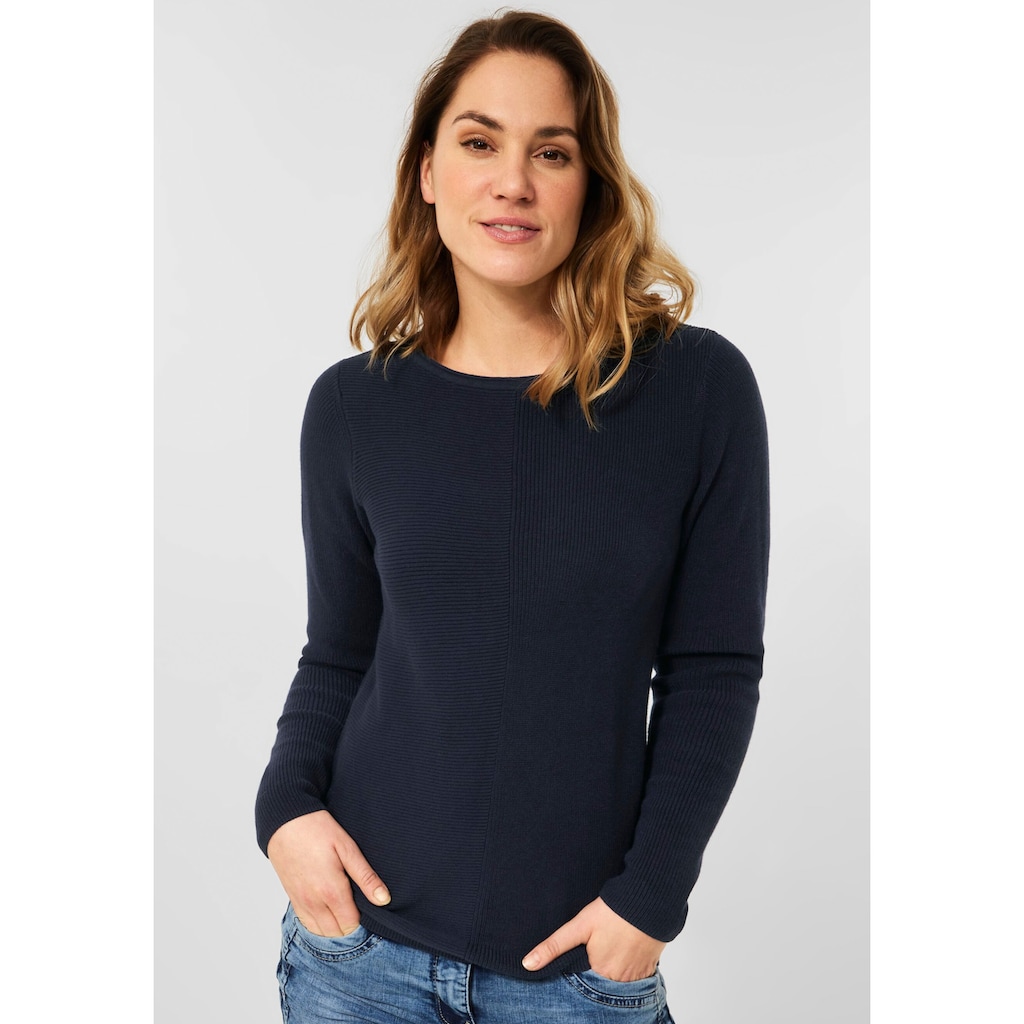 Cecil Strickpullover mit markantem Maschenwechsel auf der Vorderseite Cecil Strickpullover mit markantem Maschenwechsel auf der Vorderseite