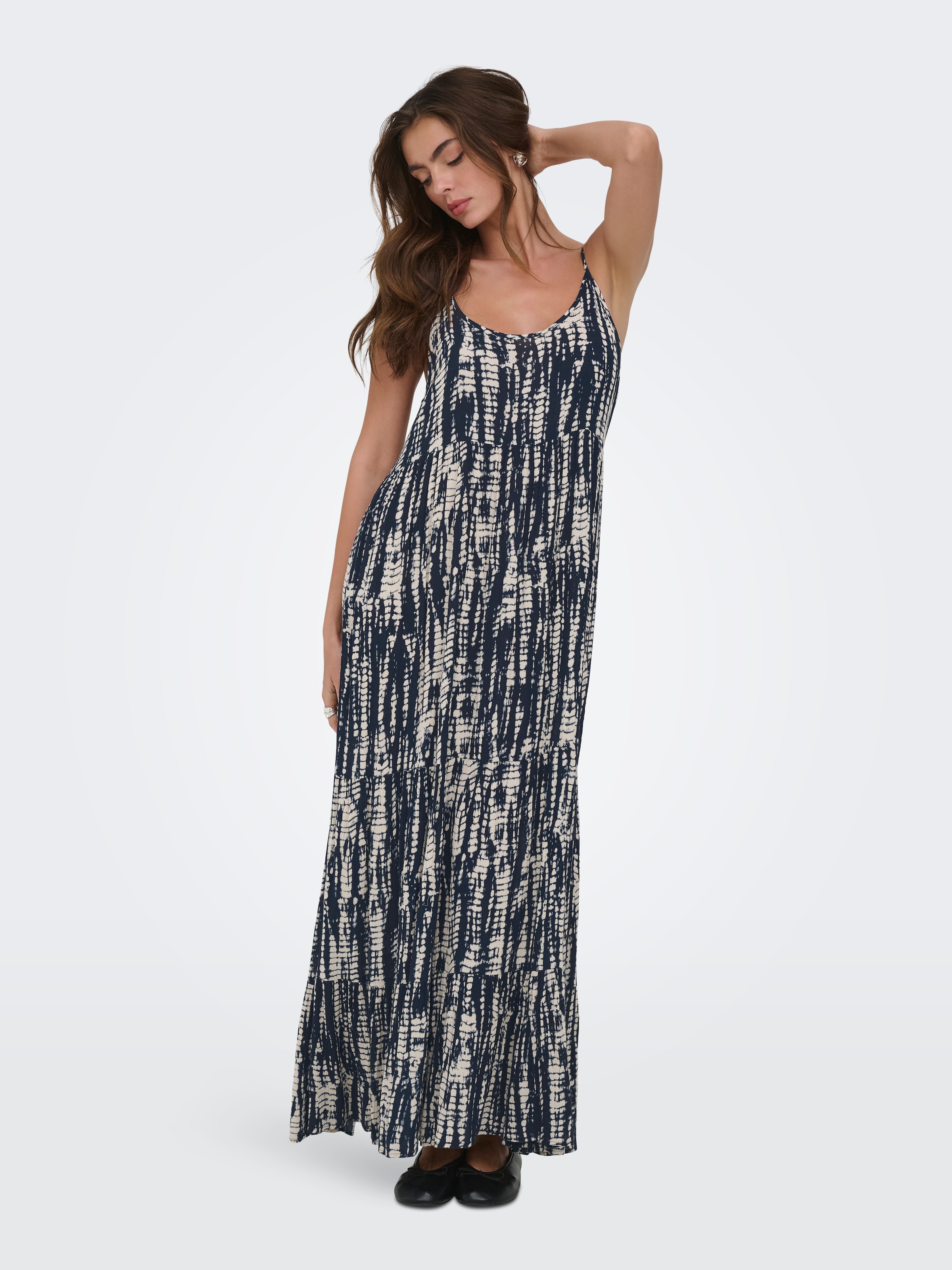 ONLY Spaghettikleid »ONLMATEA LIFE STRAP LONG DRESS WVN NOOS« Viskose, regular fit