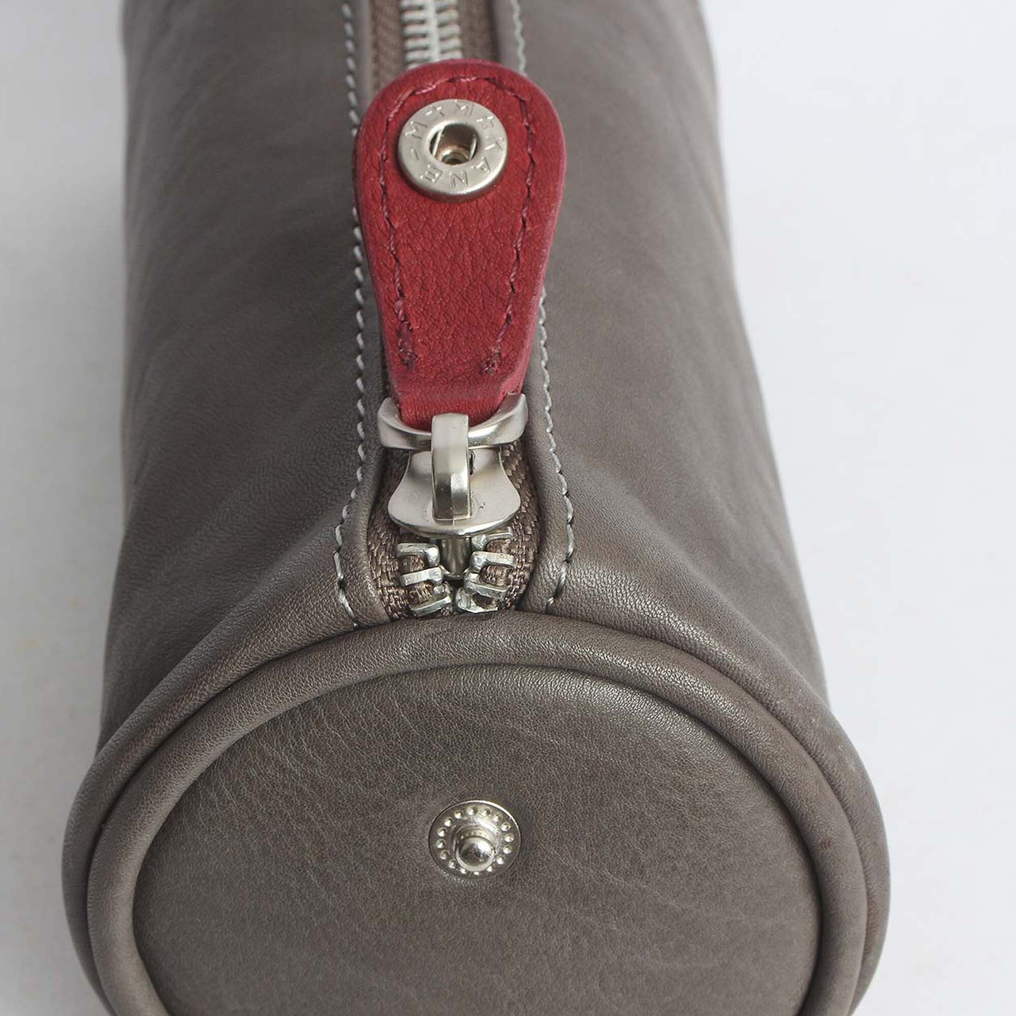 Margelisch Kosmetiktasche »Hitch 1« aus LWG zertifiziertem Leder
