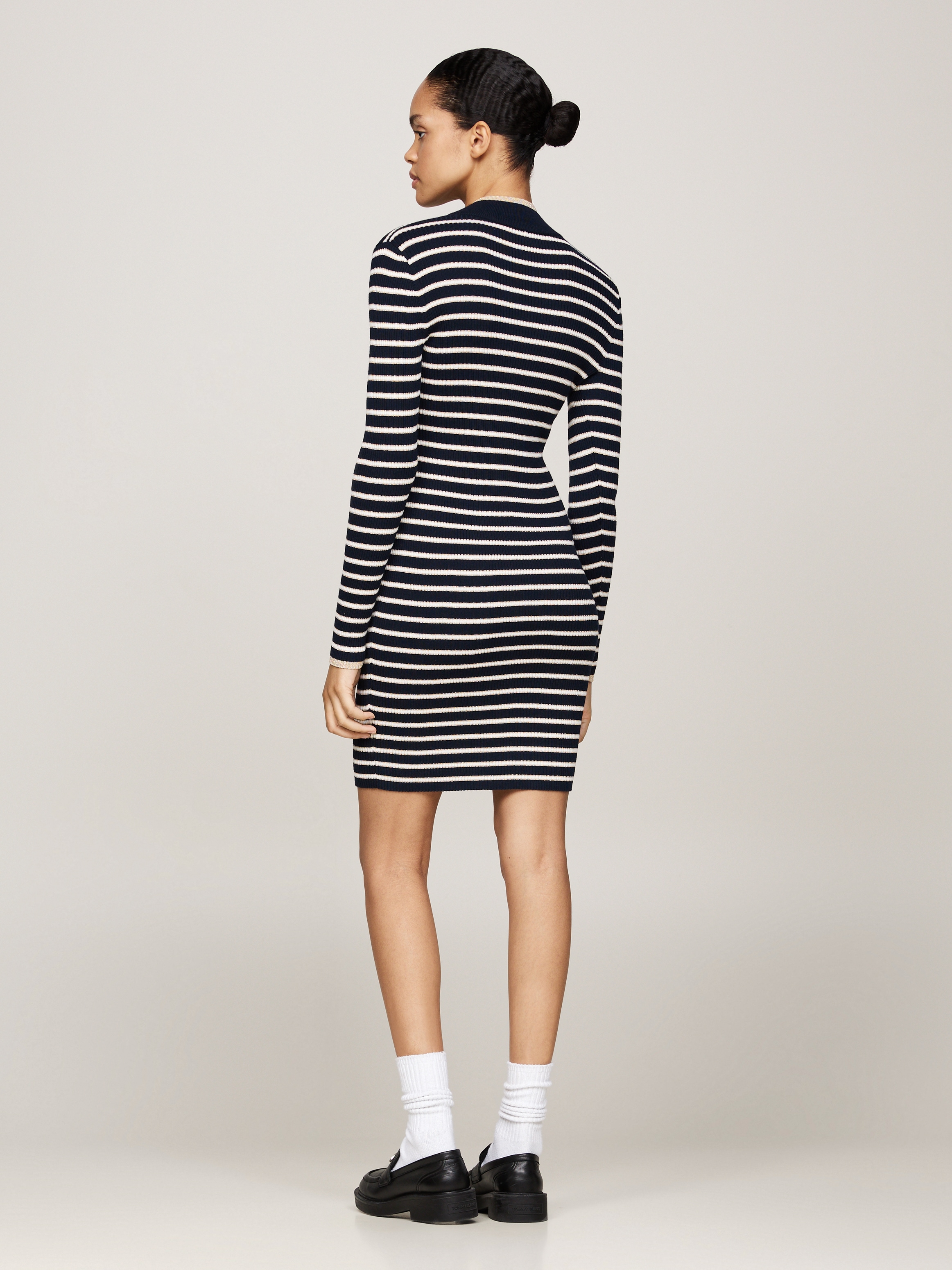 Tommy Jeans Strickkleid »TJW METALLIC TIP ZIP SWTR DRESS«, mit Glitzer, Zipper