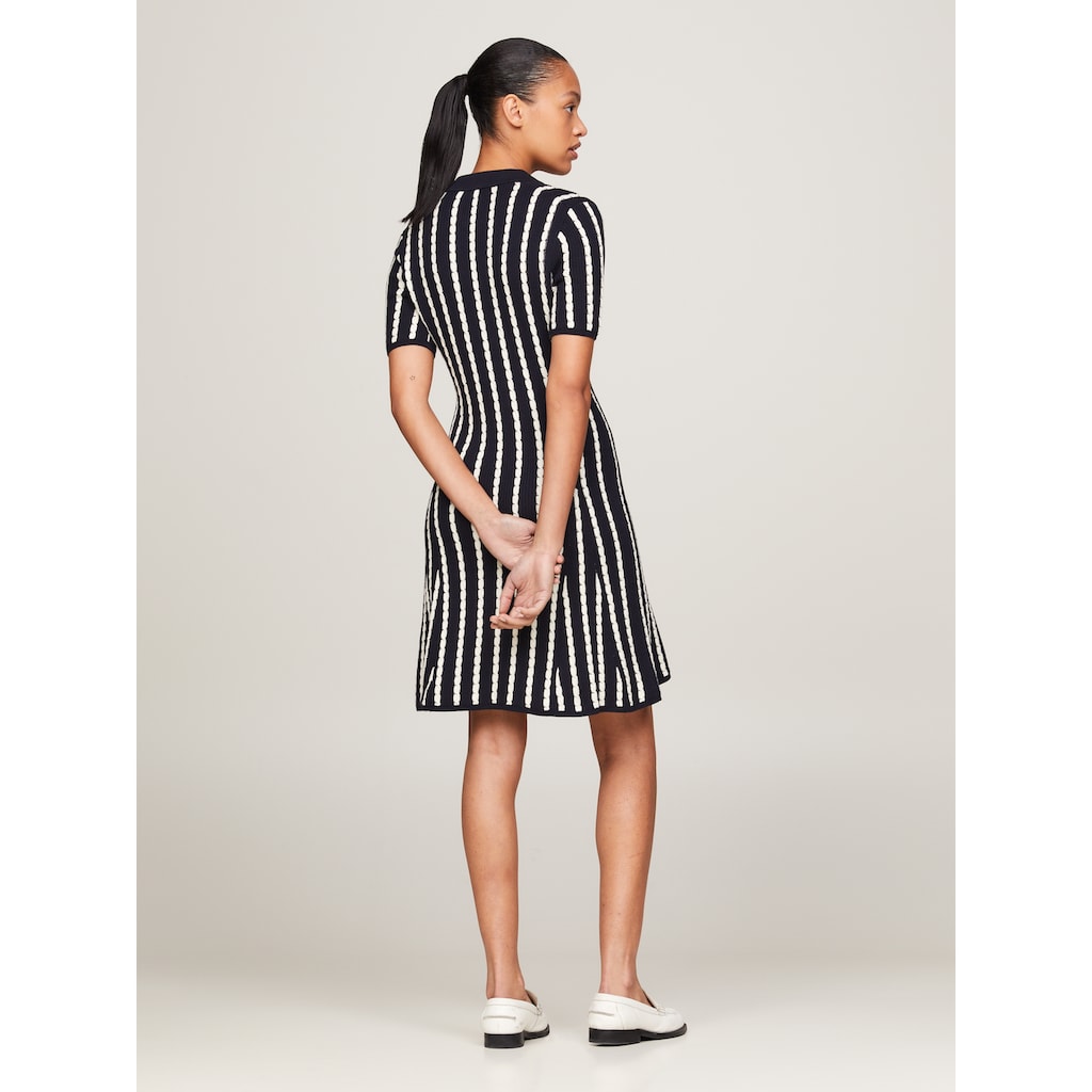 Tommy Hilfiger Polokleid »CABLE F&F POLO SS SWT DRESS«, mit Mini-Zopfmuster