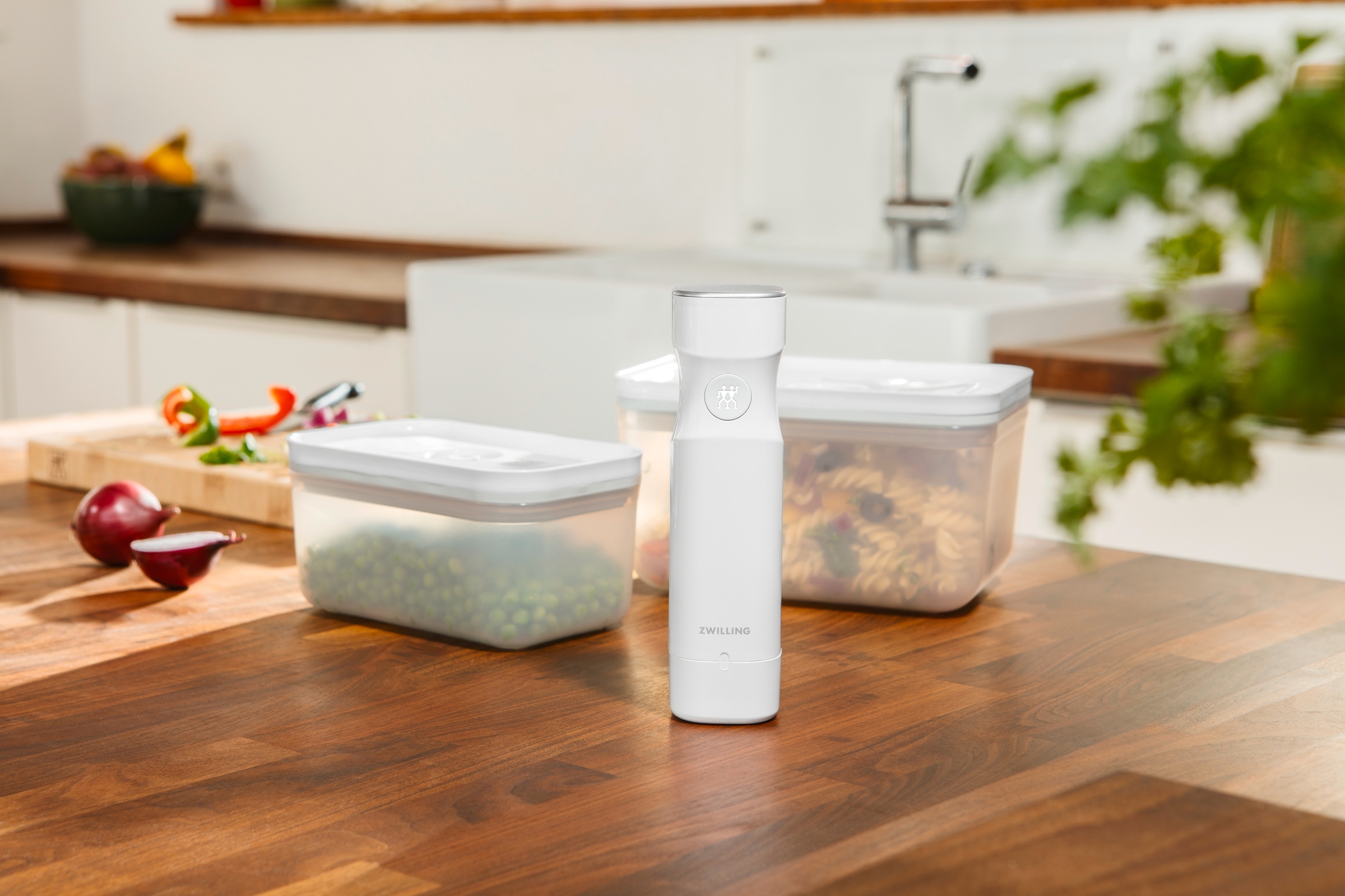 Zwilling Vakuumbehälter »Fresh & Save« Set, Vakuumpumpe inkl. 2 Vakuumboxen & 4 Vakuumbeutel, 7 Stk. tlg. Vakuum Starter-Set, Kunststoff, Spülmaschinengeeignet, Grey Line