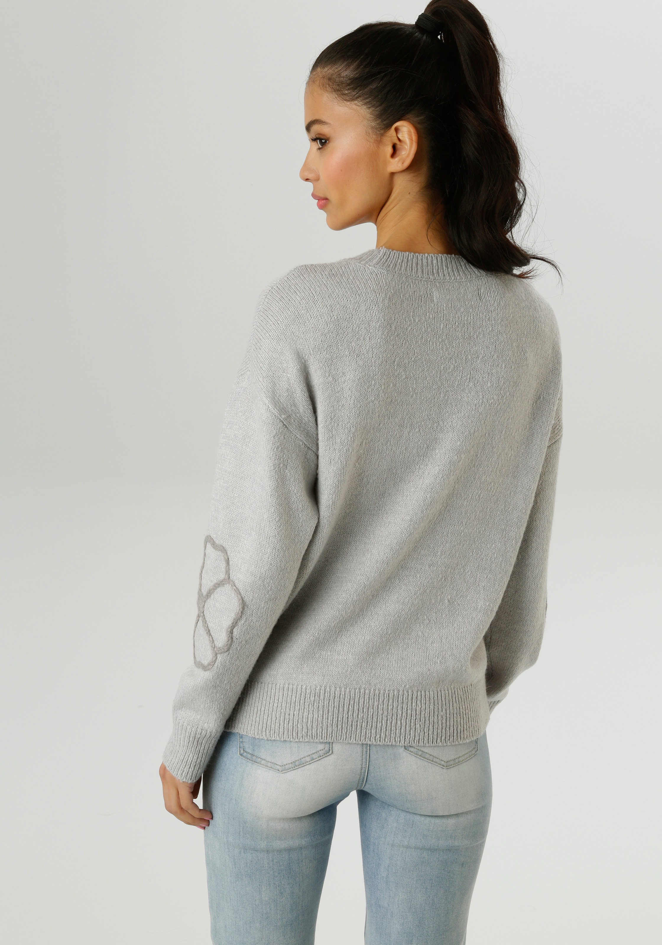 Aniston SELECTED Strickpullover, vorne mit funkelnden Glitzersteinen verzie günstig online kaufen
