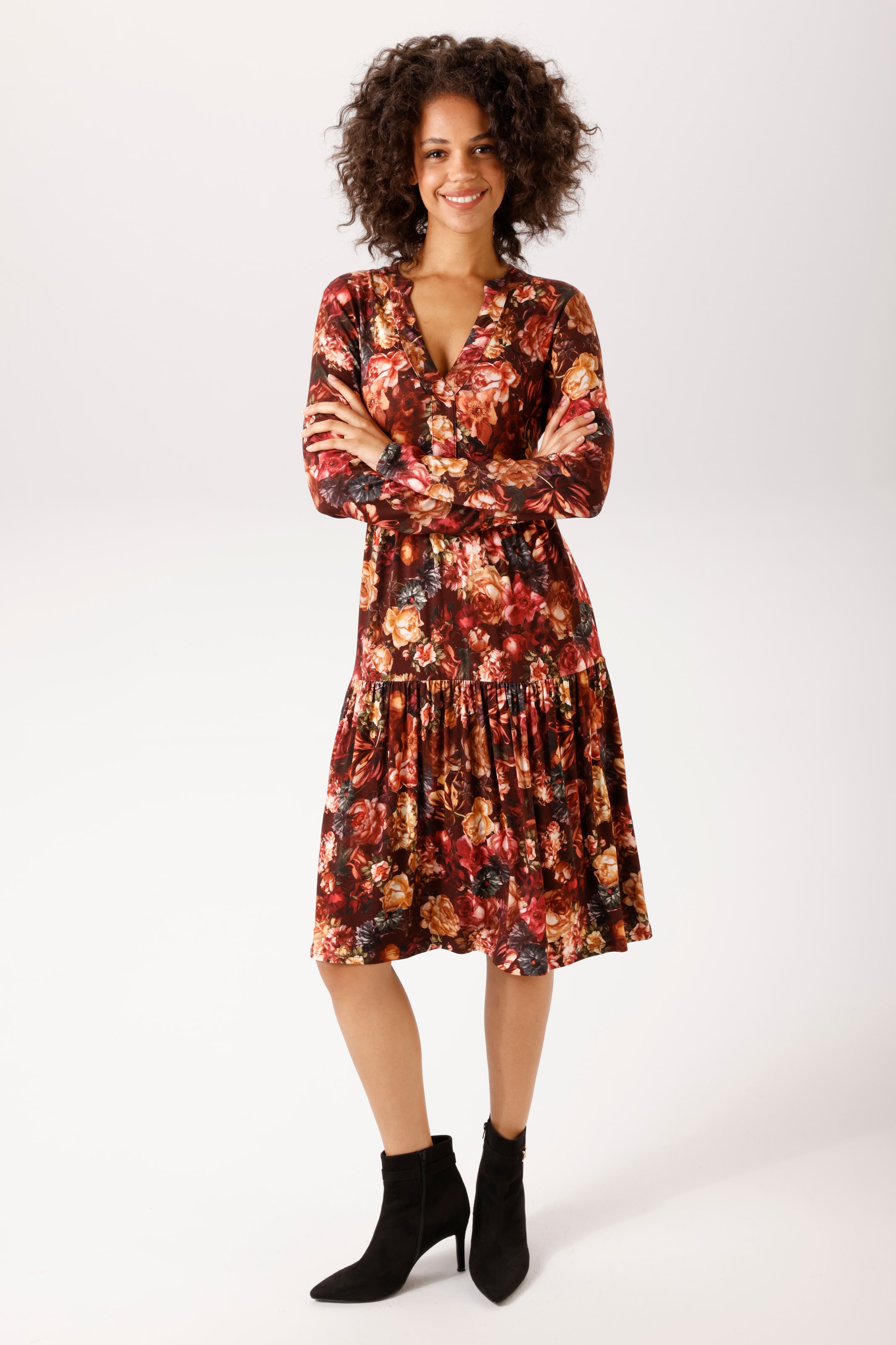 Aniston CASUAL Jerseykleid mit farbharmonischen Blumendruck - NEUE KOLLEKTION