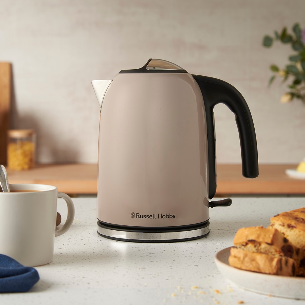 RUSSELL HOBBS Wasserkocher »Colours Plus+ Mocha 28511-70« 1,7 l 2400 W Edelstahl, Schnellkochfunktion, Perfect-pour-Ausgustülle, Kalkfilter