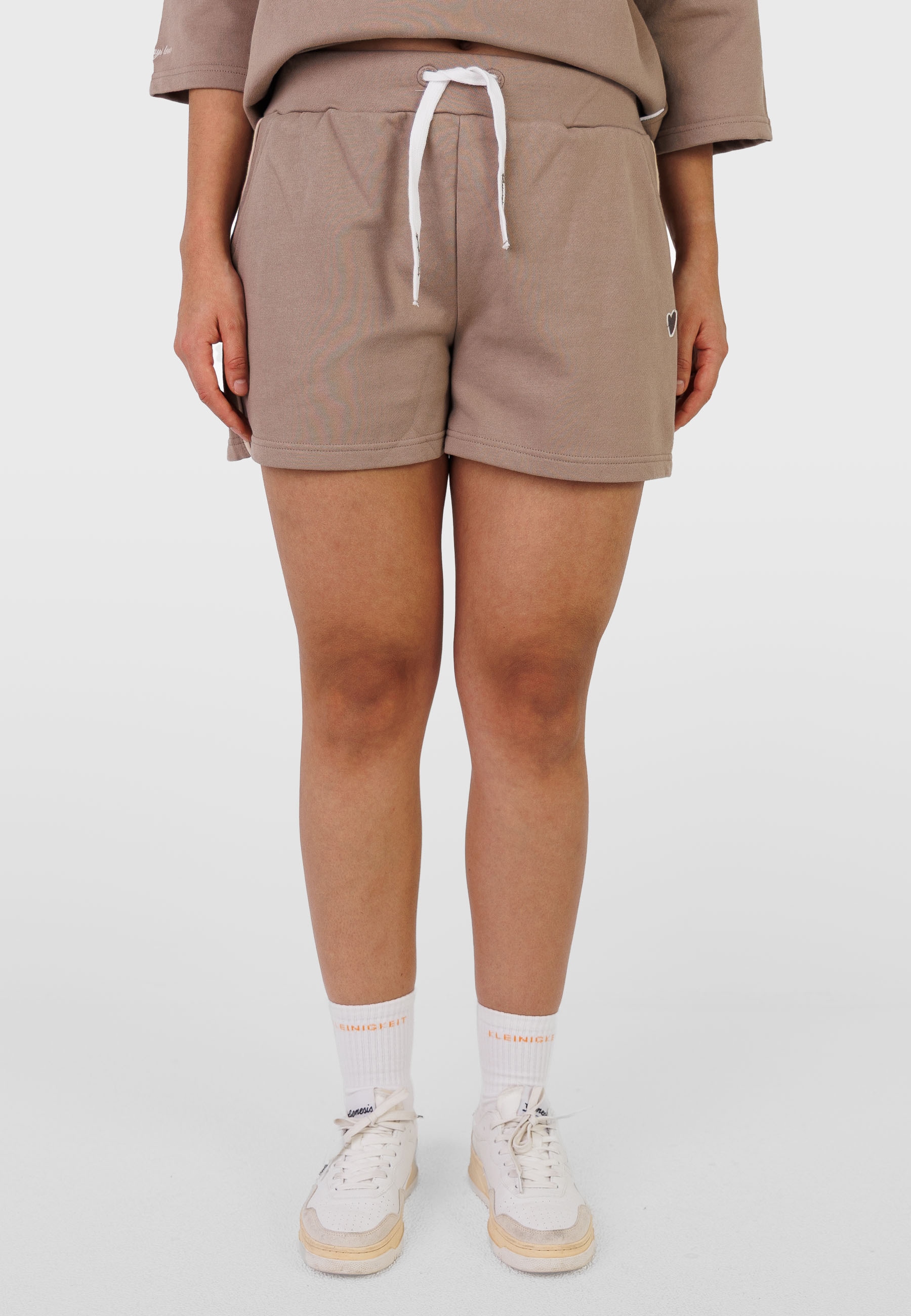 Kleinigkeit Sweatshorts »Kleinigkeit Comforty Perry Shorts«