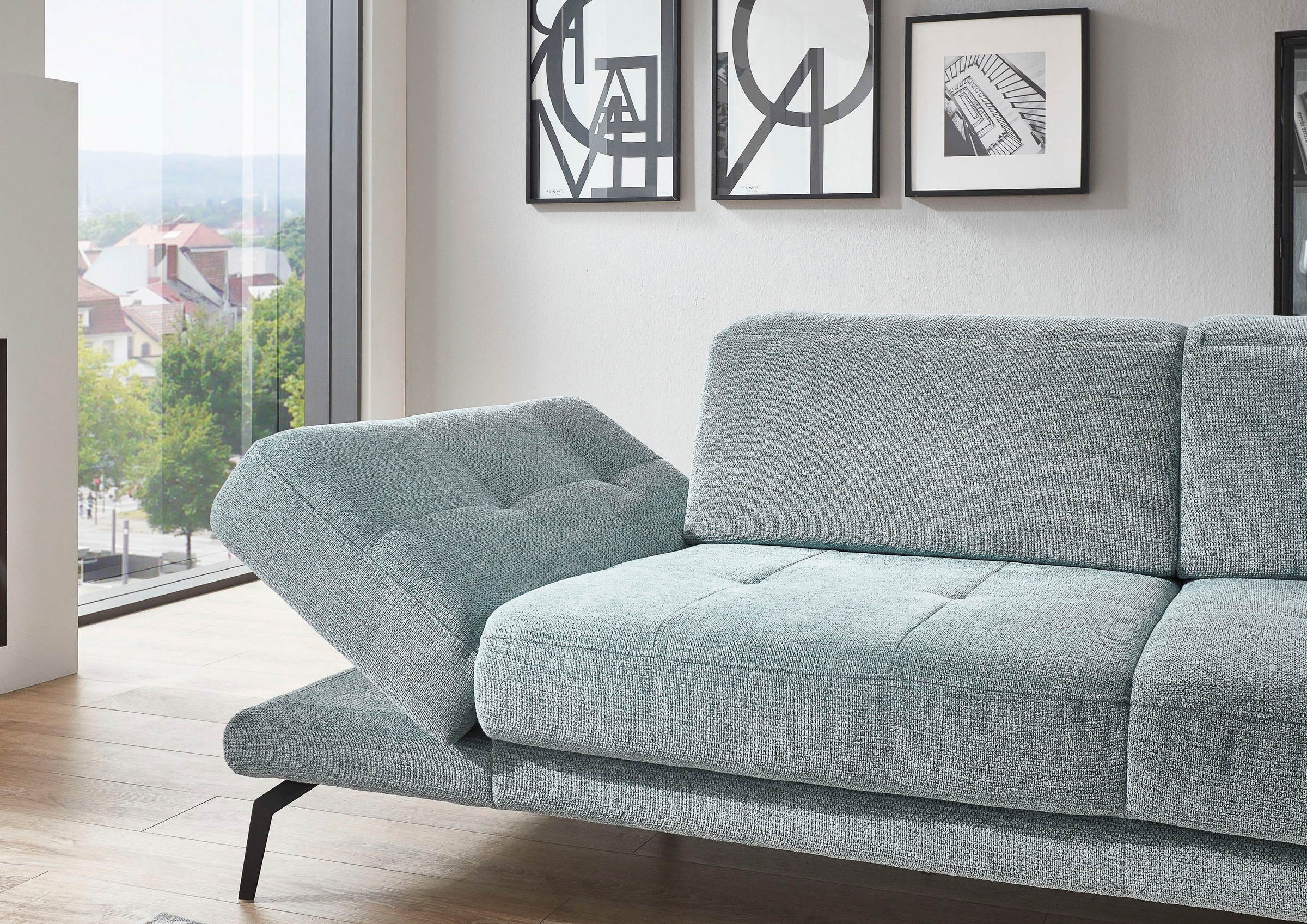 Die PlanBar Ecksofa »MP-IN20126 L-Form mit Kaltschaum-Polsterung«, mit Kopfteilverstellung, optional Sitztiefen- & Armteilverstellung