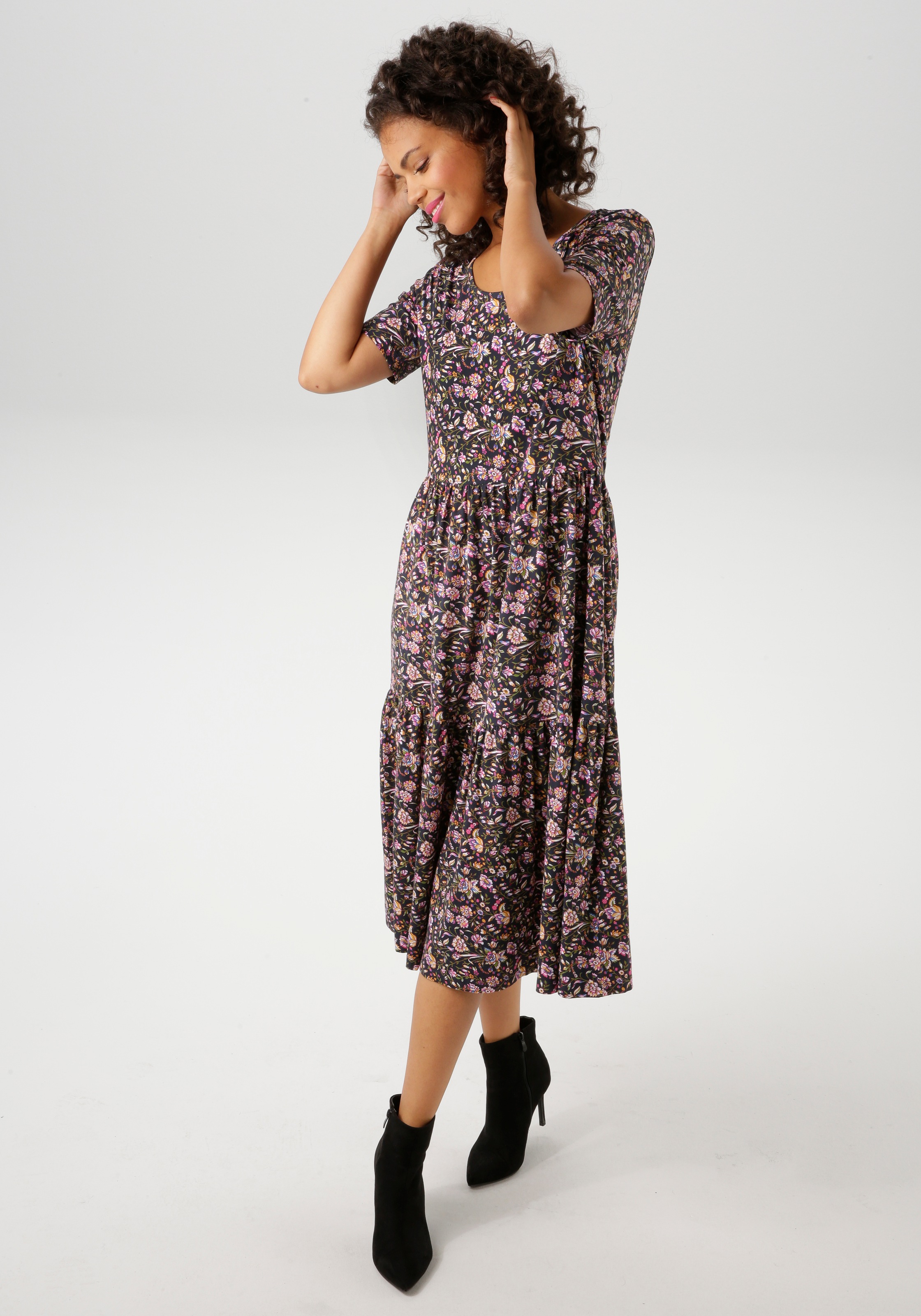 Aniston CASUAL Sommerkleid, mit farbenfrohen Blumendruck günstig online kaufen