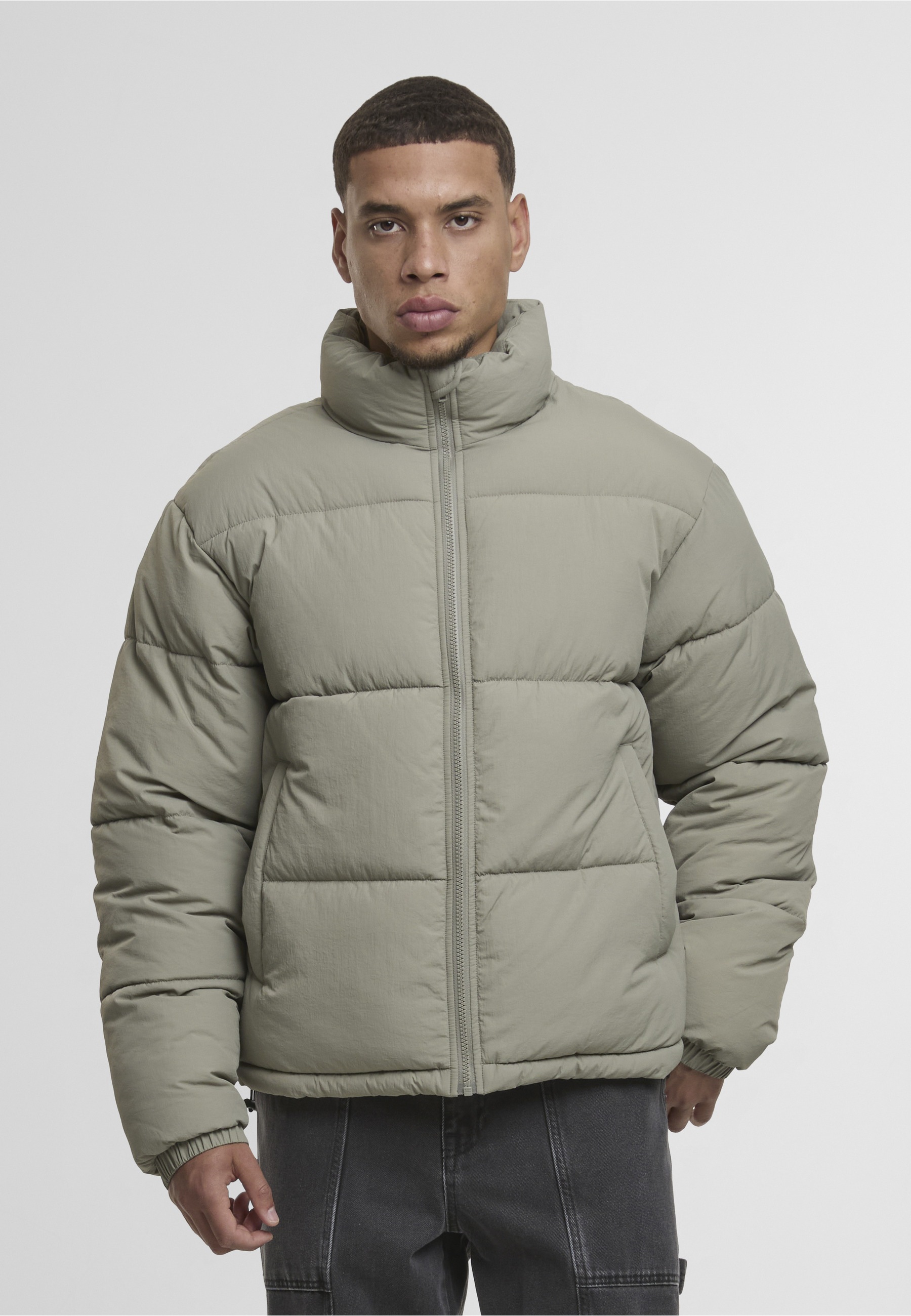 URBAN CLASSICS Winterjacke »Urban Classics Crinkle Puffer Jacket« 1 Stk. tlg. ohne Kapuze