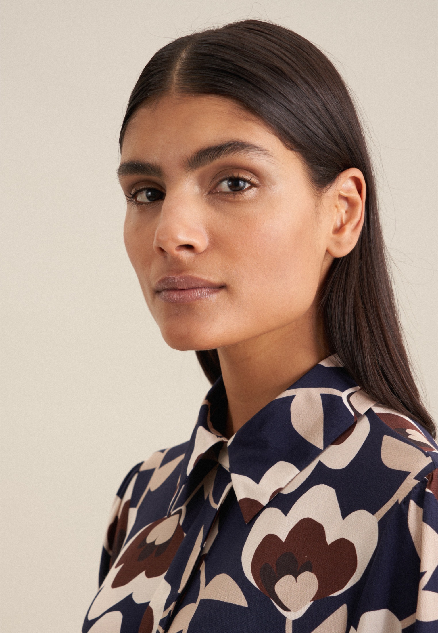 Thumbnail - seidensticker Sommerkleid "Schwarze Rose" Langarm Kragen Druck