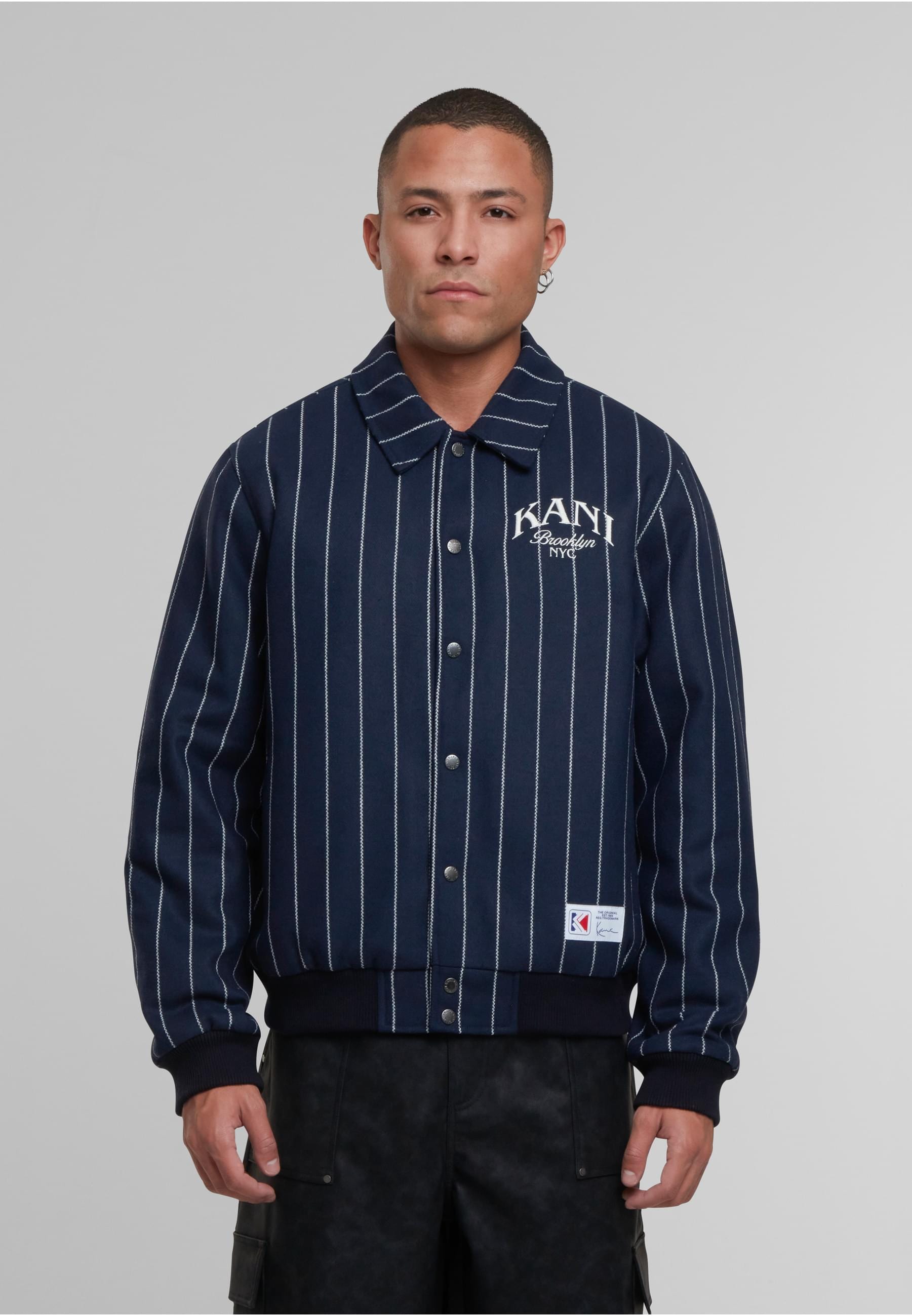 Karl Kani Winterjacke »Karl Kani Kani Pinstripes Wool Jacket« 1 Stk. tlg. ohne Kapuze