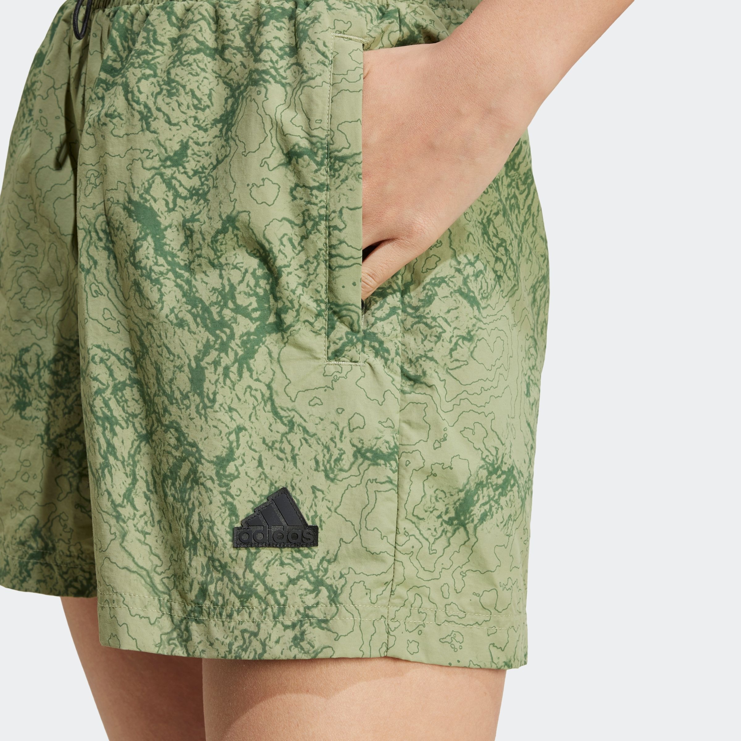 adidas Sportswear Shorts »W CE SHORT«