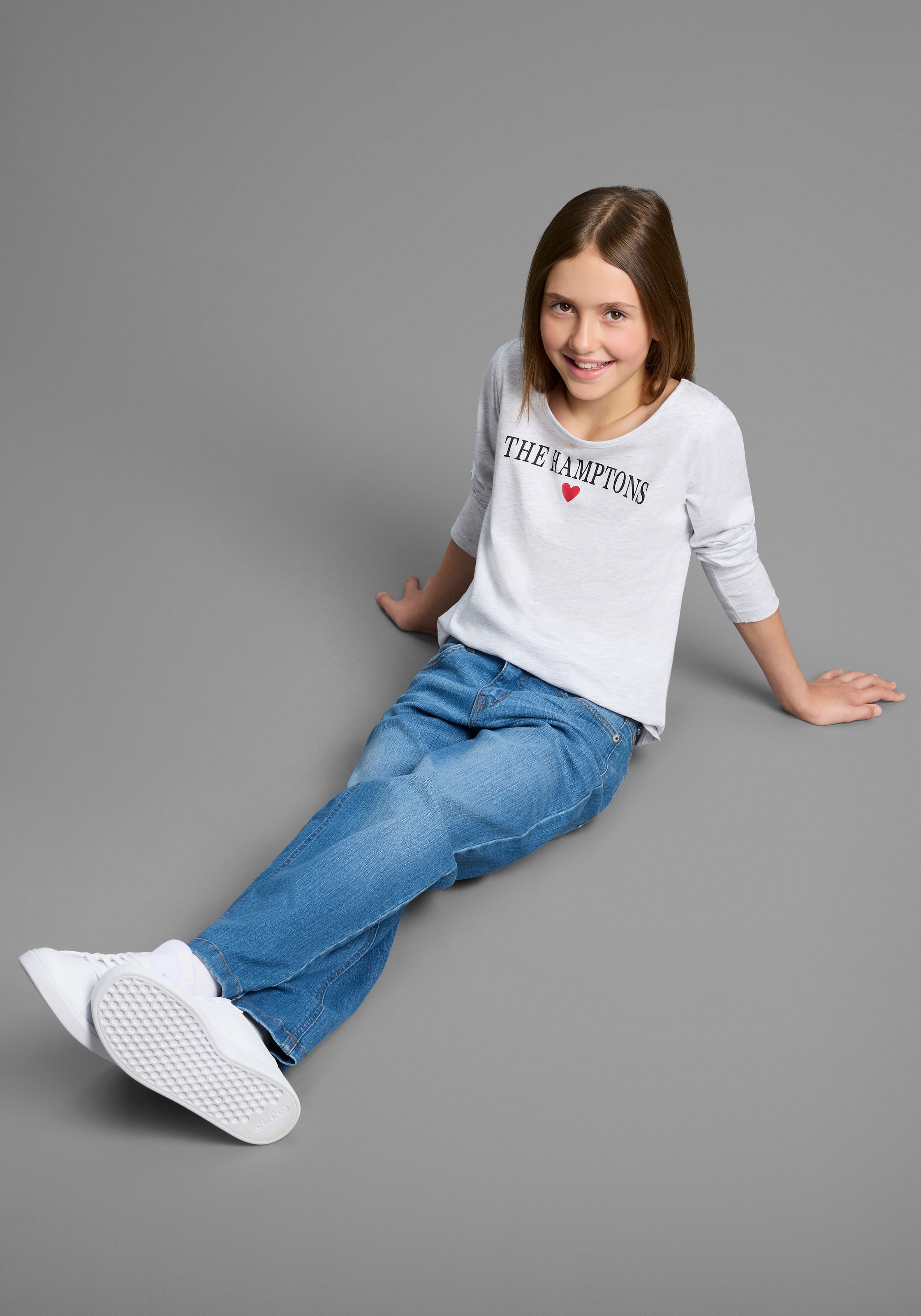 Bruno Banani Loose-fit-Jeans »Stretchjeans mit Strass-Steinen«, NEUHEIT: BRUNO BANANI für TEENS! Loose fit Stretchjeans