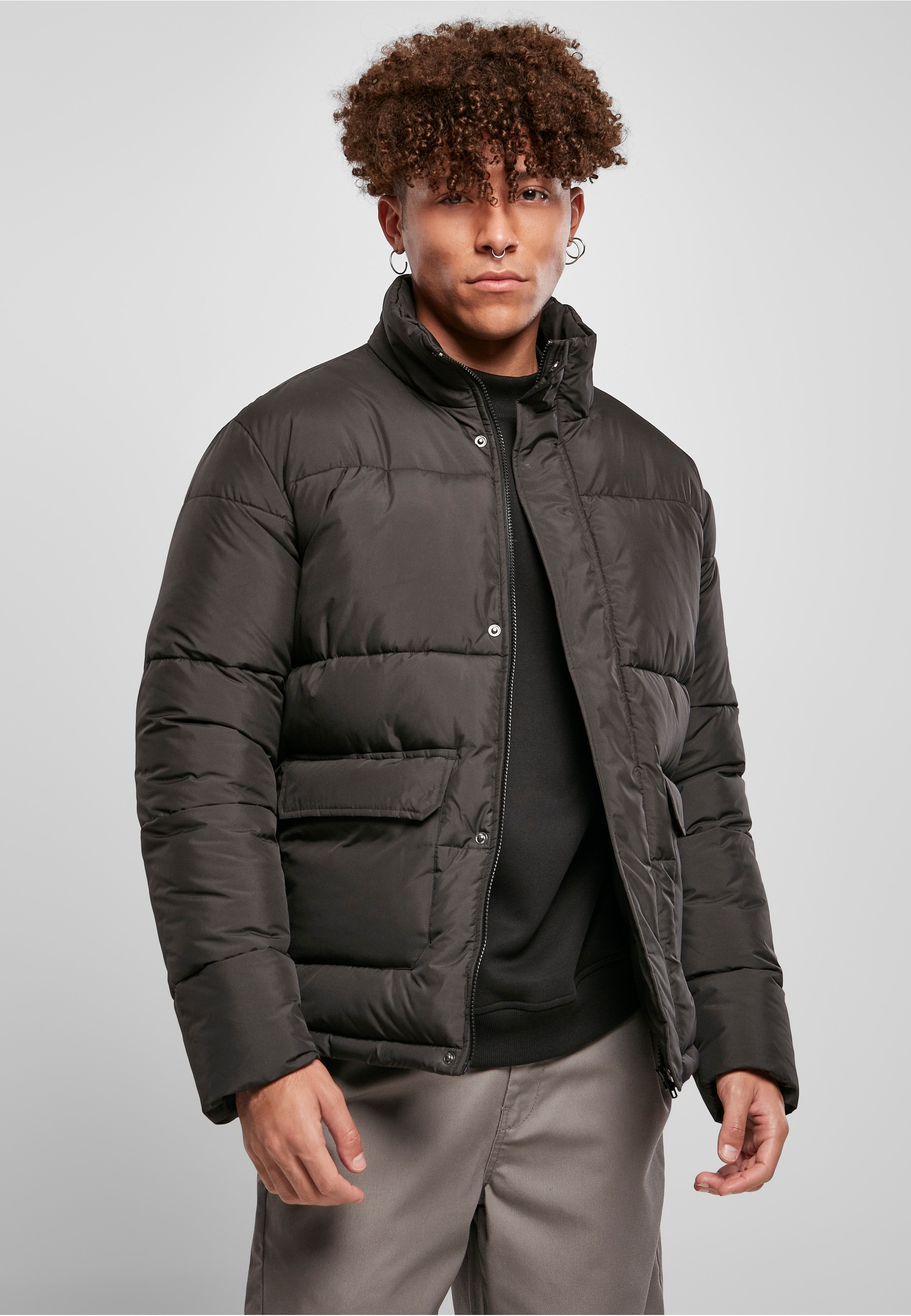 URBAN CLASSICS Winterjacke »Urban Classics Herren Short Puffer Jacket« 1 Stk. tlg. ohne Kapuze