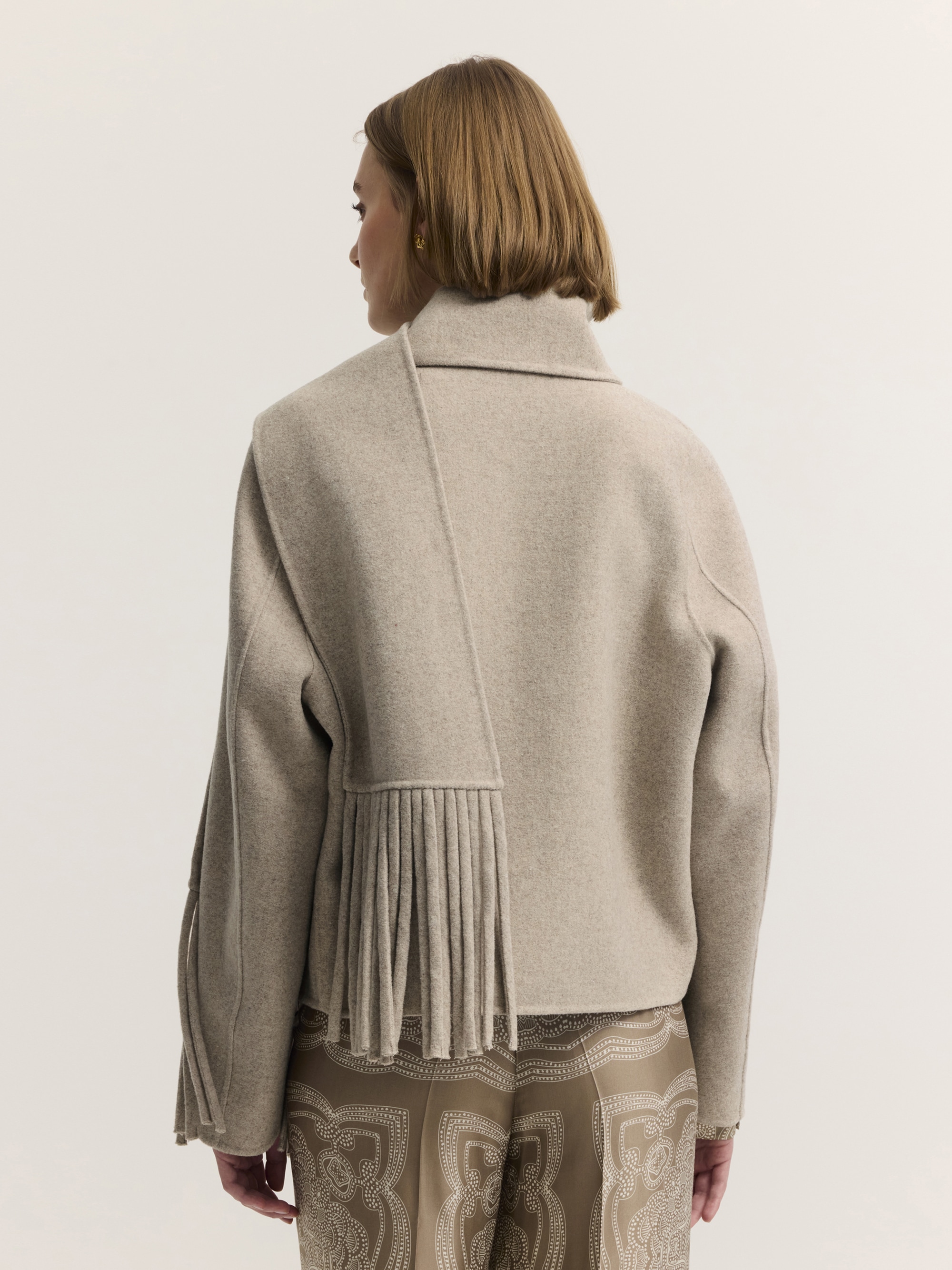 bugatti Kurzjacke »Regular Fit« ohne Kapuze Doubleface Wollmix passender Schal inklusive