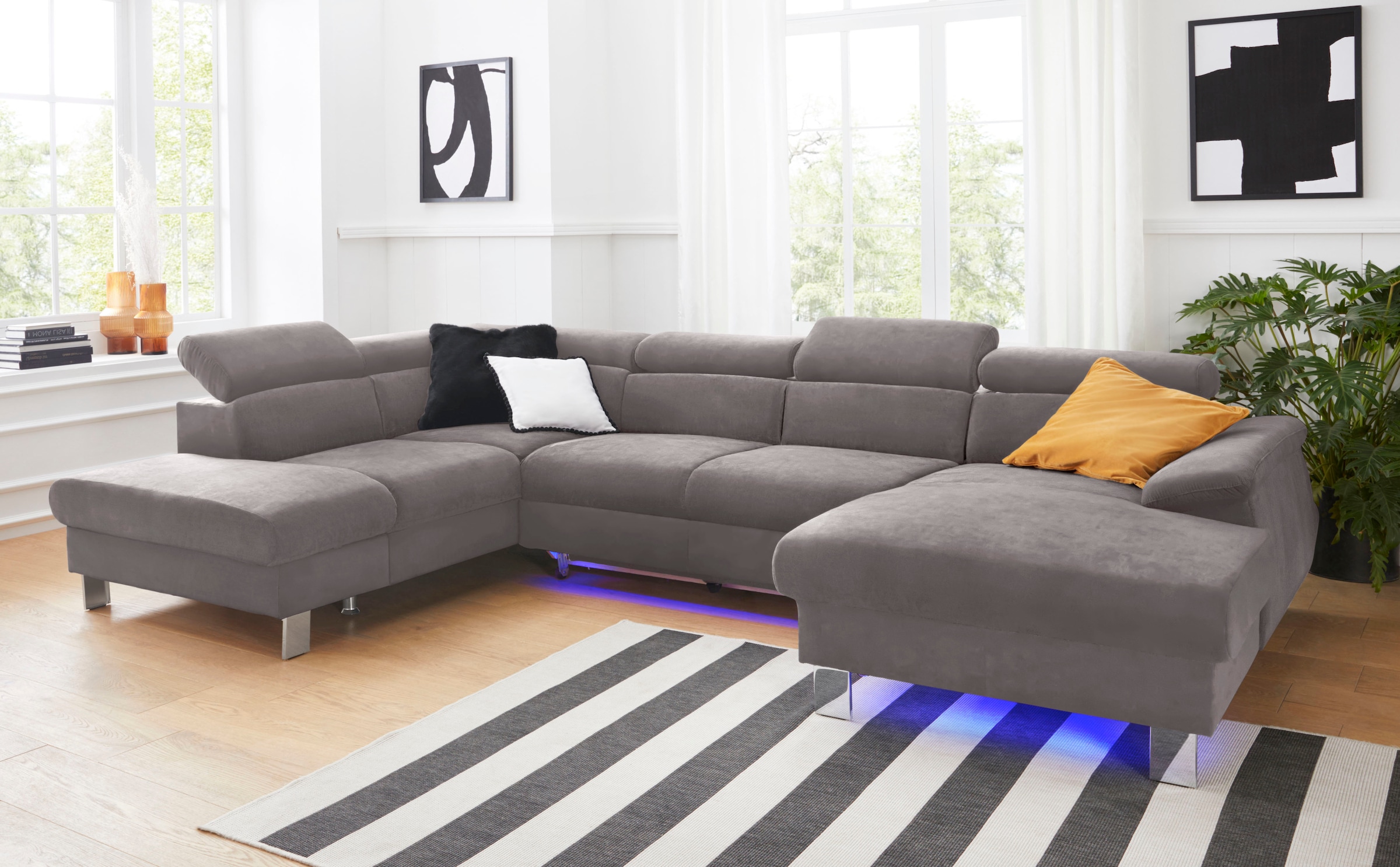 COTTA Wohnlandschaft "Komaris U-Form, B: 320 cm" mit Kopfteilverstellung, optional Schlaffunktion, Bettkasten & Licht