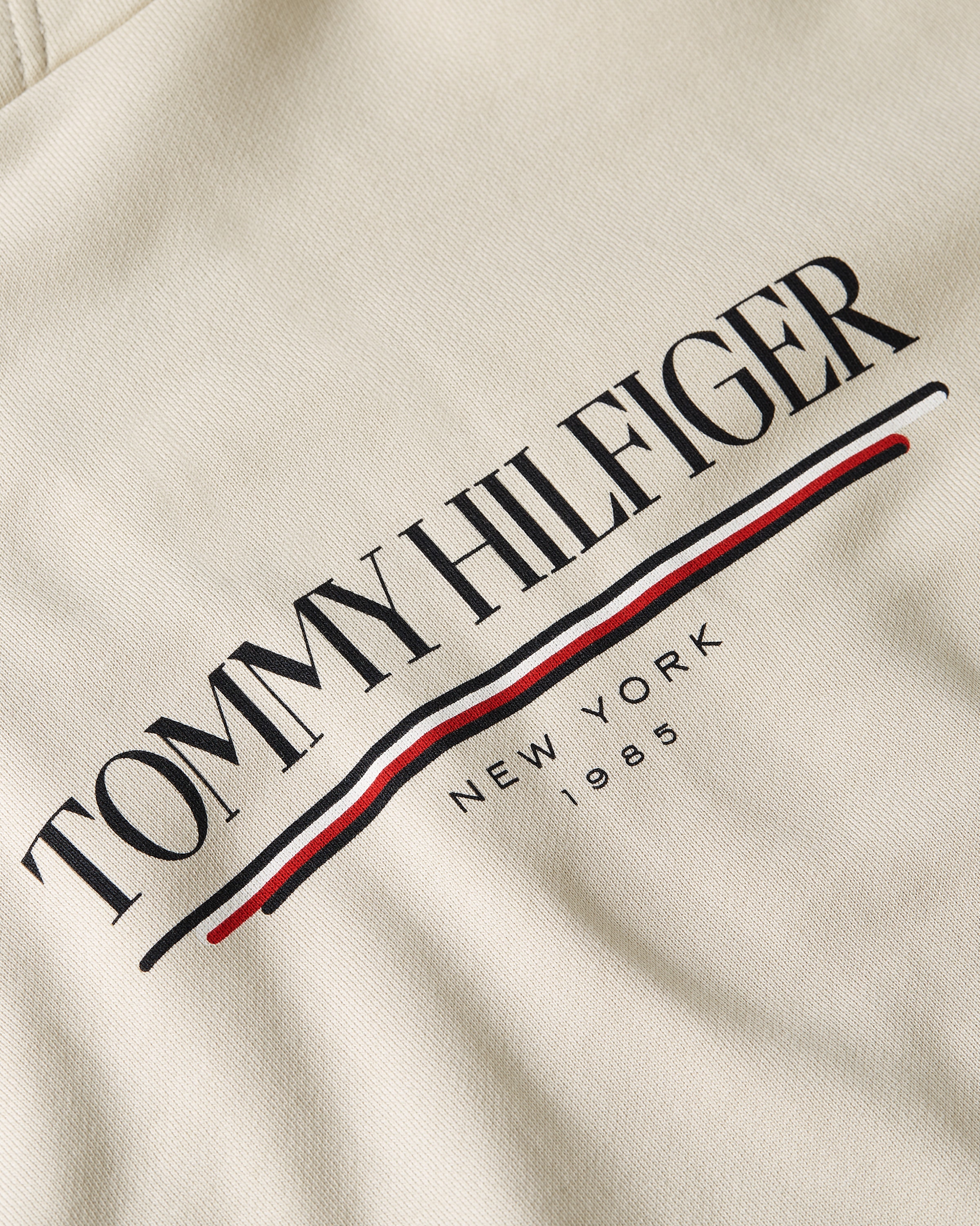 Tommy Hilfiger Hoodie »BRAND LOVE HILFIGER HOODIE«