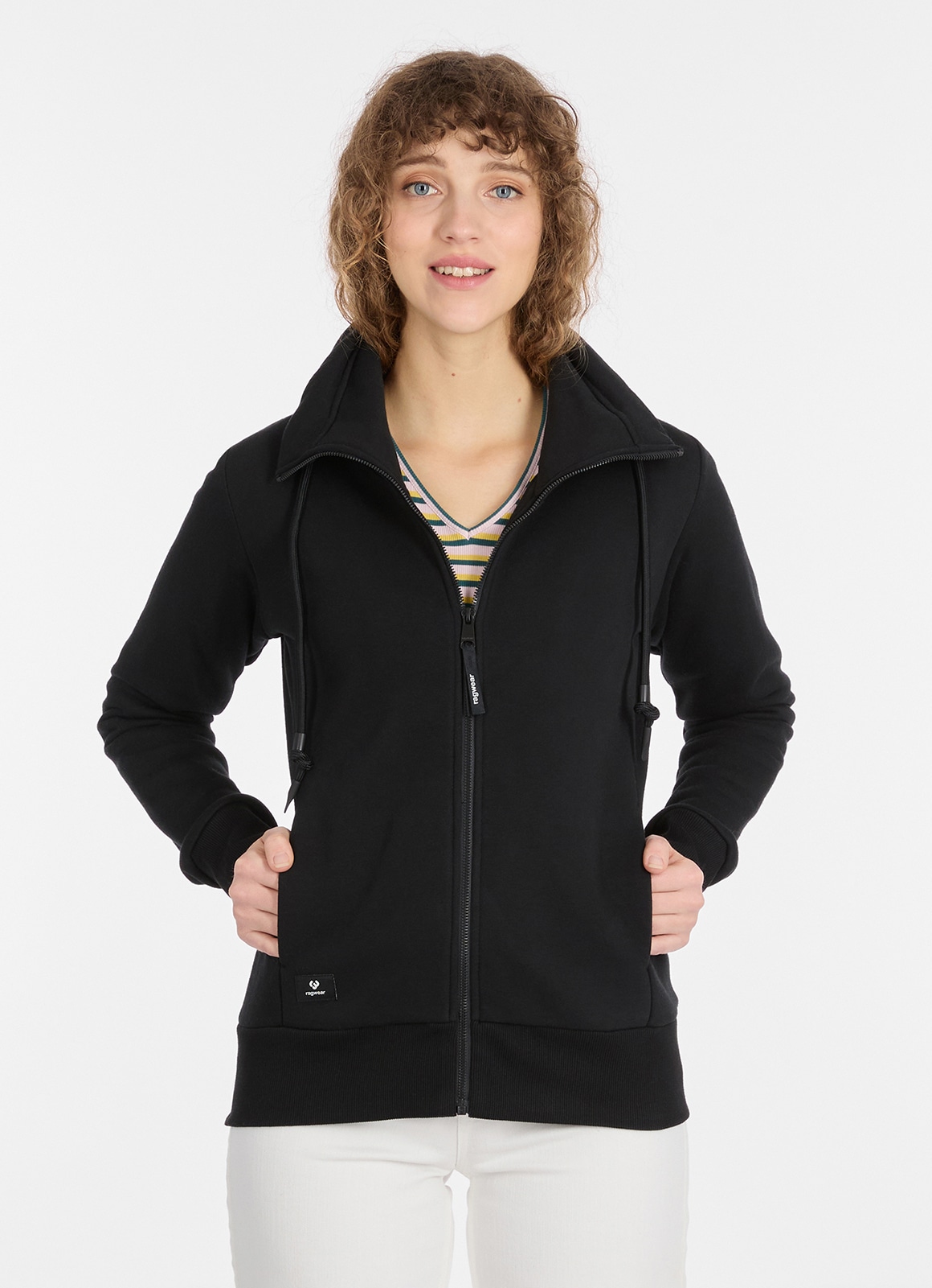 Ragwear Sweatjacke "RONETTE" mit hohem Stehkragen, aus Baumwolle und Polyester