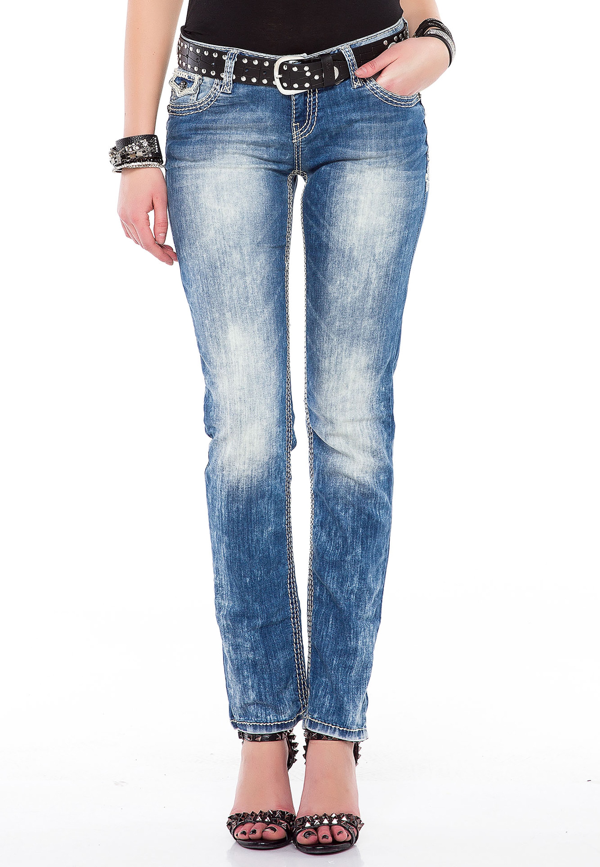 Slim-fit-Jeans, mit weißen Nähten in Straight Fit