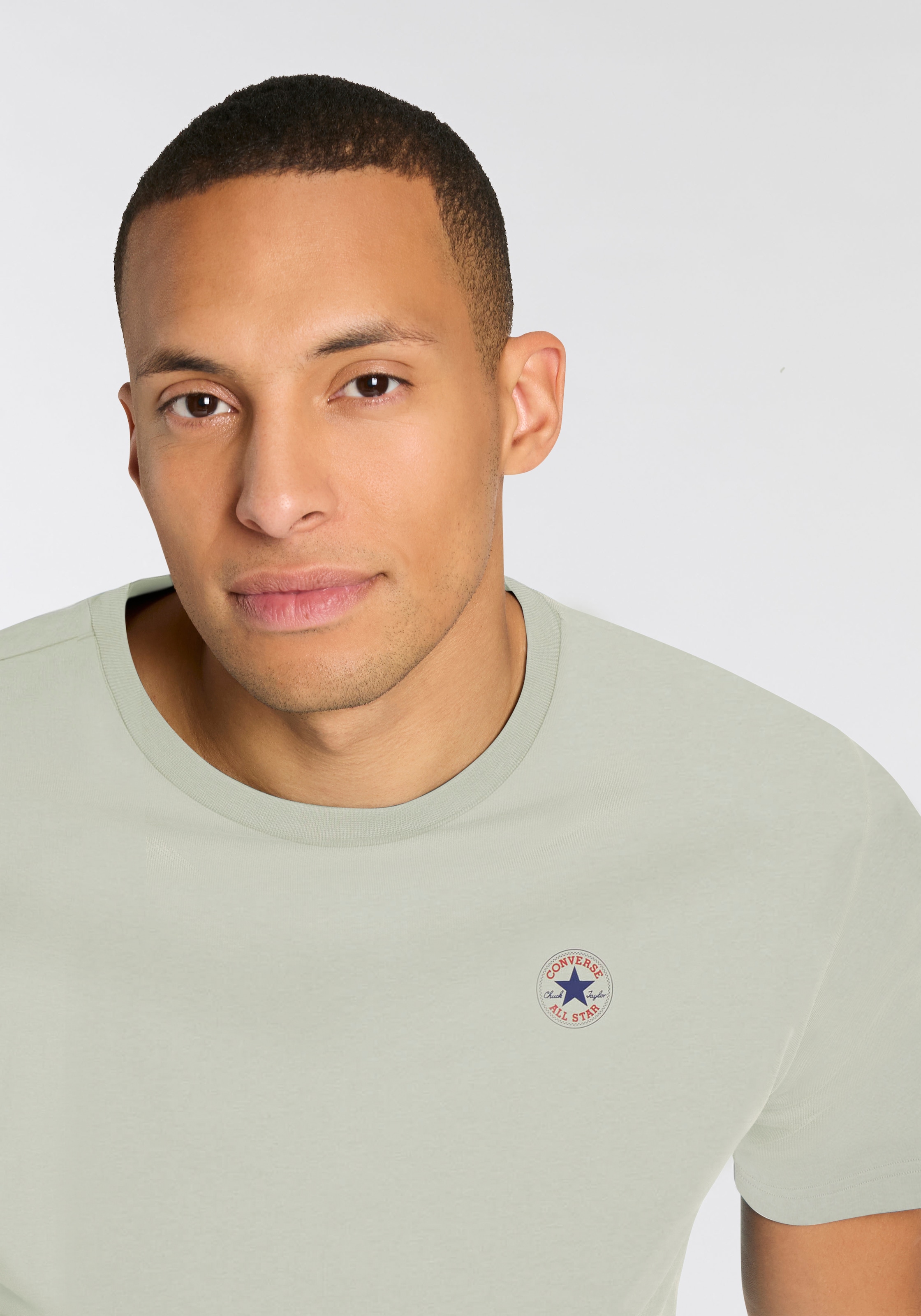 Converse T-Shirt »GO-TO MINI PATCH T-SHIRT«, (1 tlg.), Unisex
