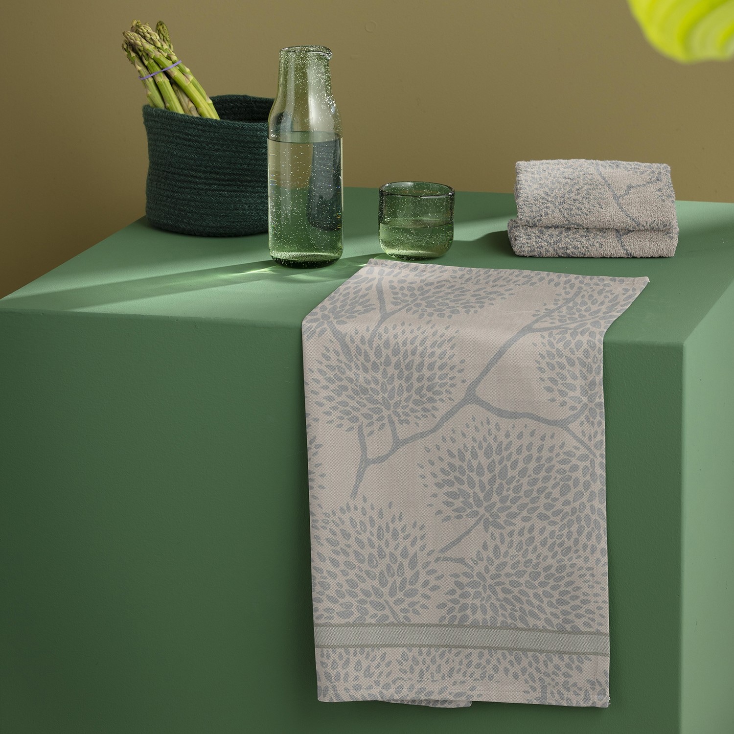 DDDDD Geschirrtuch »DDDDDD Kombi-Set TREES, aus 2 Geschirrtüchern & 2 Küchentüchern« schnell trocknend, 100% Baumwolle, mit Bäumen