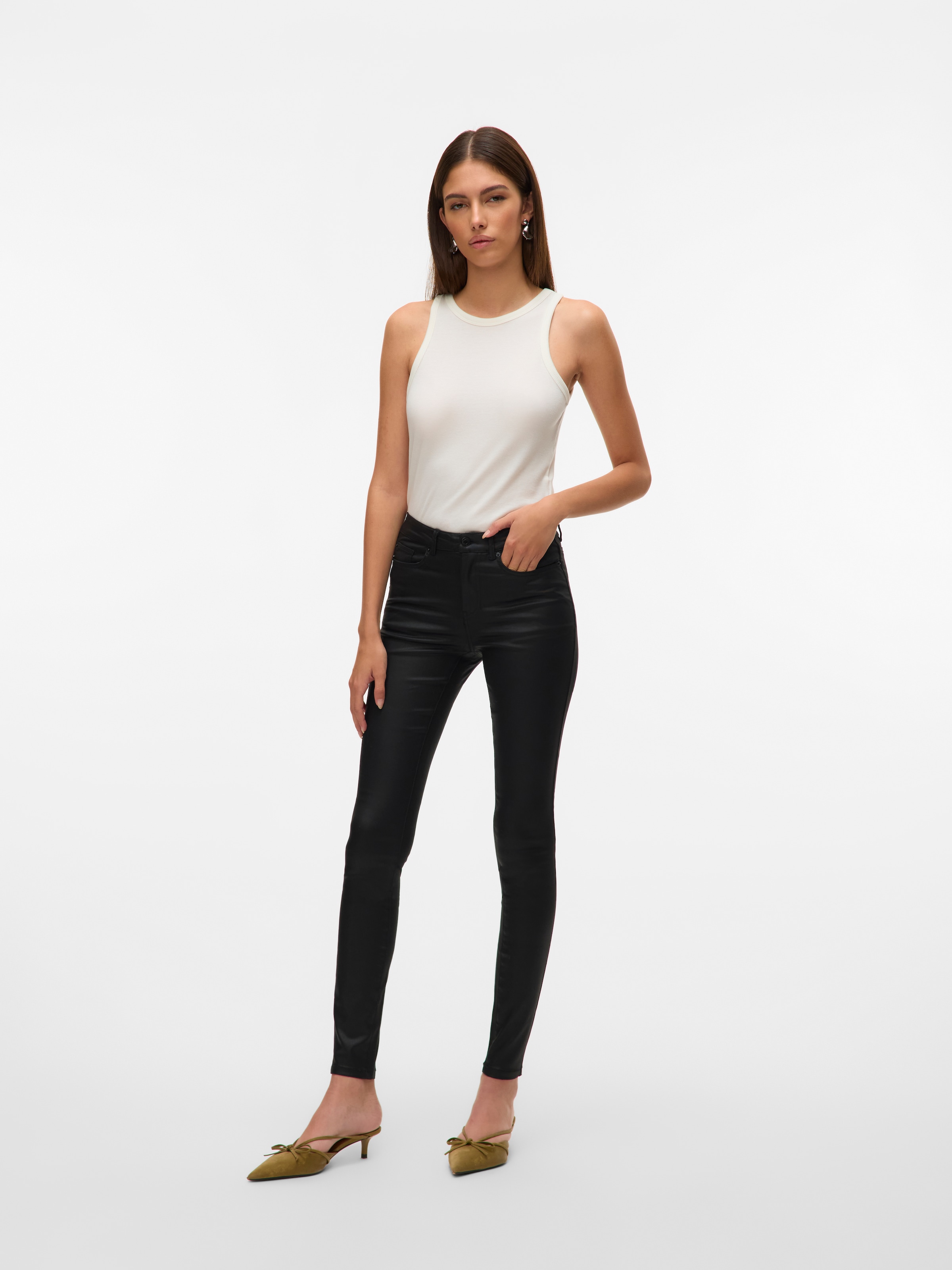 Vero Moda Skinny-fit-Jeans »VMFLASH MR SKINNY COATED PANTS NOOS«, mit beschichteter Lederimitat Optik