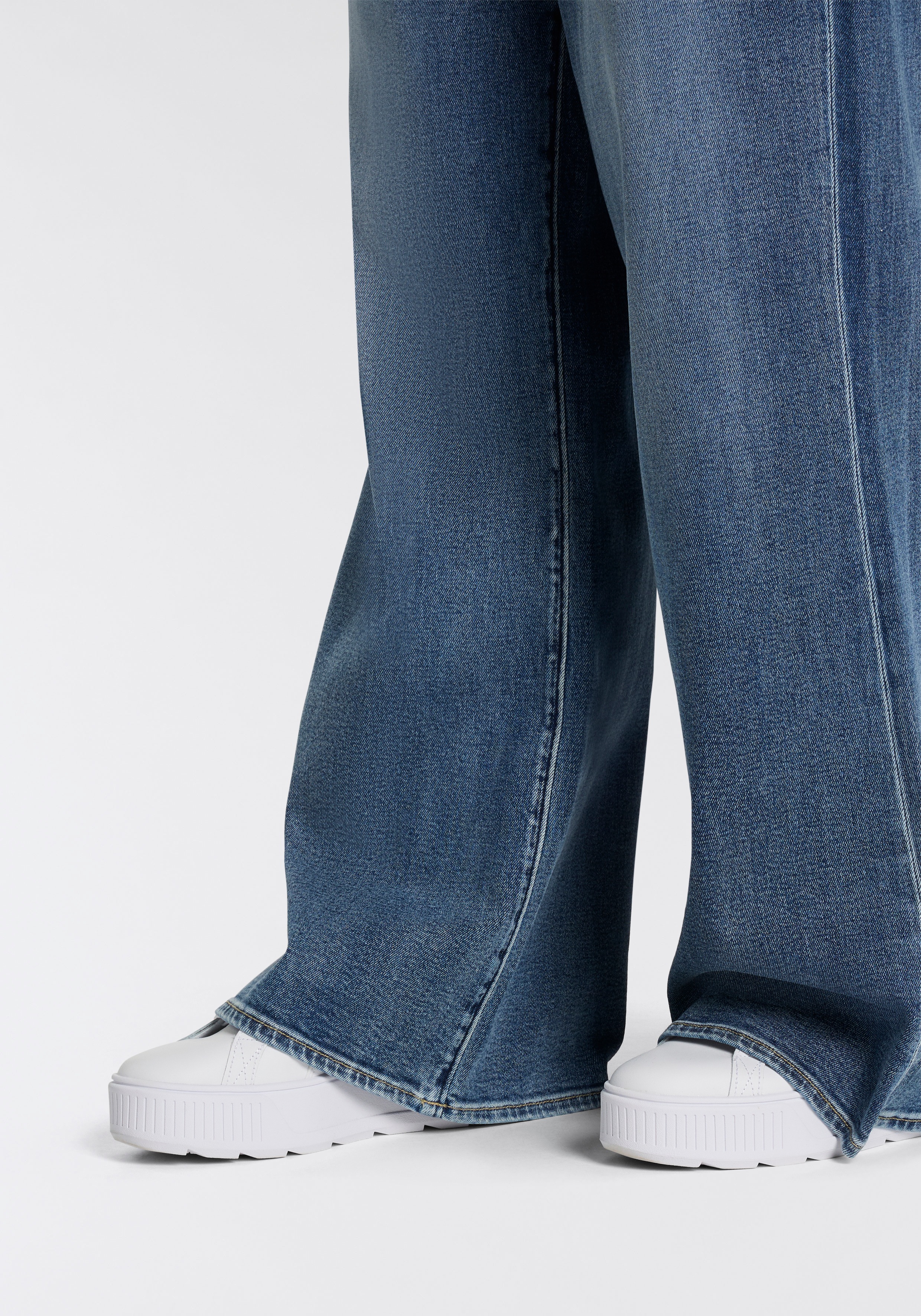 Thumbnail - Herrlicher 5-Pocket-Jeans "Brooke Wide Denim Comfort" im Wide Fit