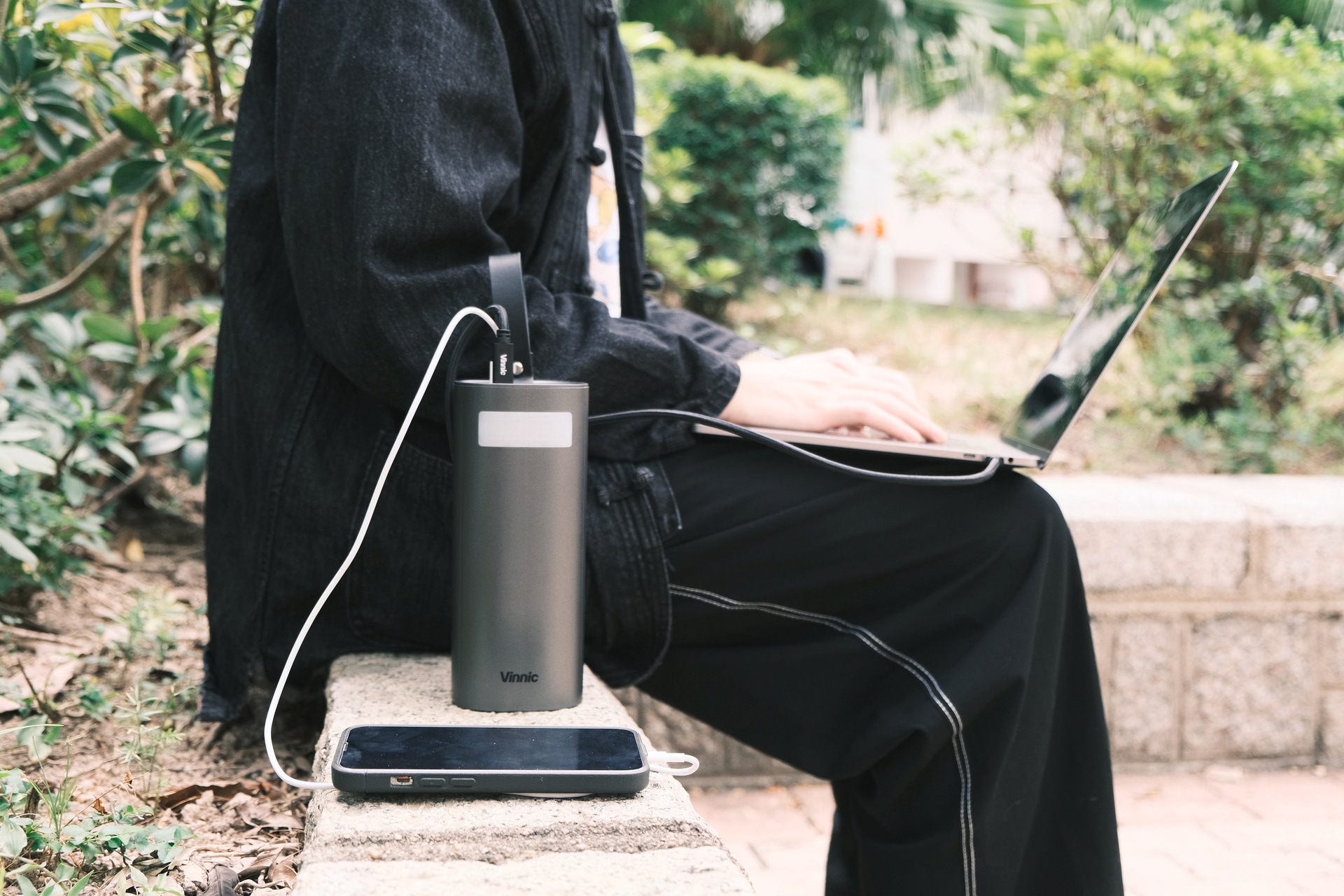Vinnic Powerbank »MOUNT PARKER Powerbank 60.000mAh 100W PD x2«, Vinnic MOUNT PARKER Powerbank 60.000mAh 100W PD x2,black