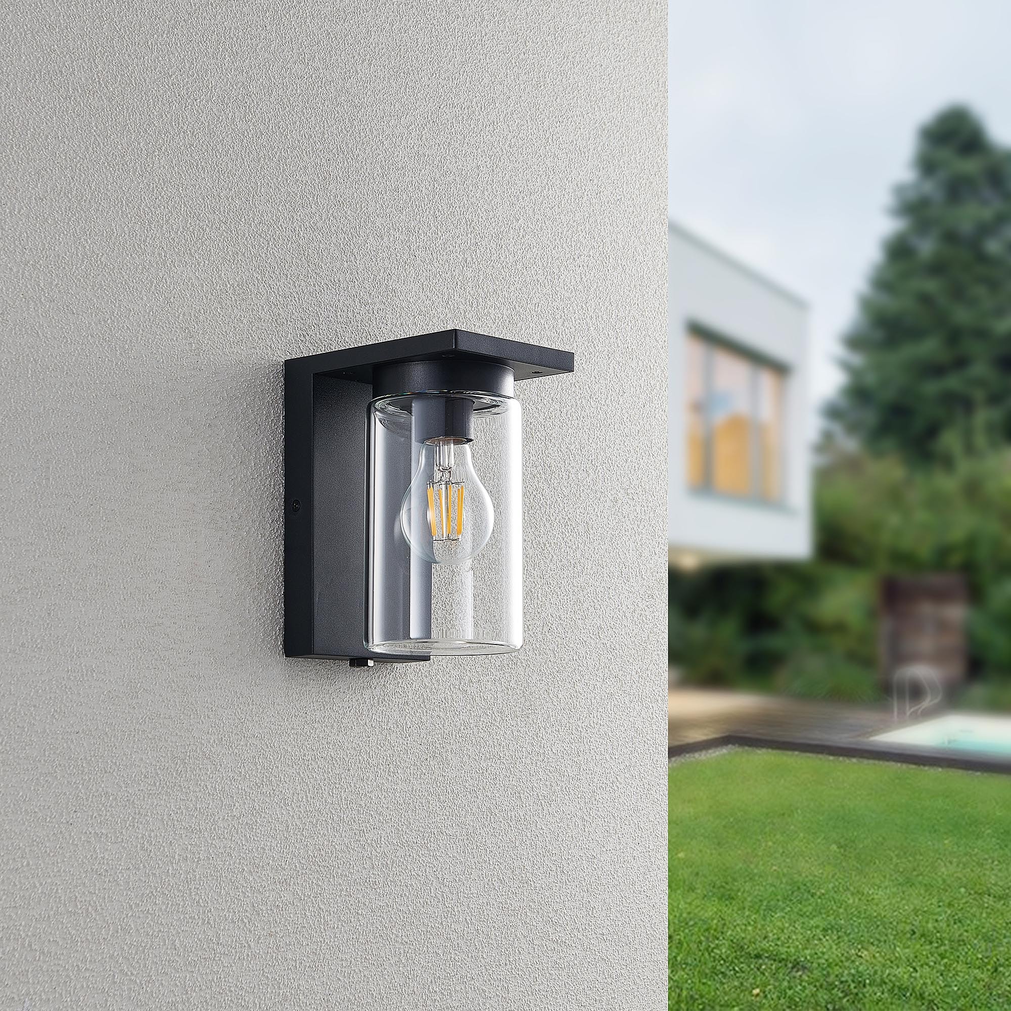 TRIO Leuchten Außen-Wandleuchte »ARDILA, Outdoor Fassadenleuchte mit Glasschirm, Dämmerungssensor«, 1 flammig, Leuchtmittel E27 | Leuchtmittel wechselbar, exkl 1x E27 max 40W, IP44, Wandlampe für Hauswand Garten Terrasse