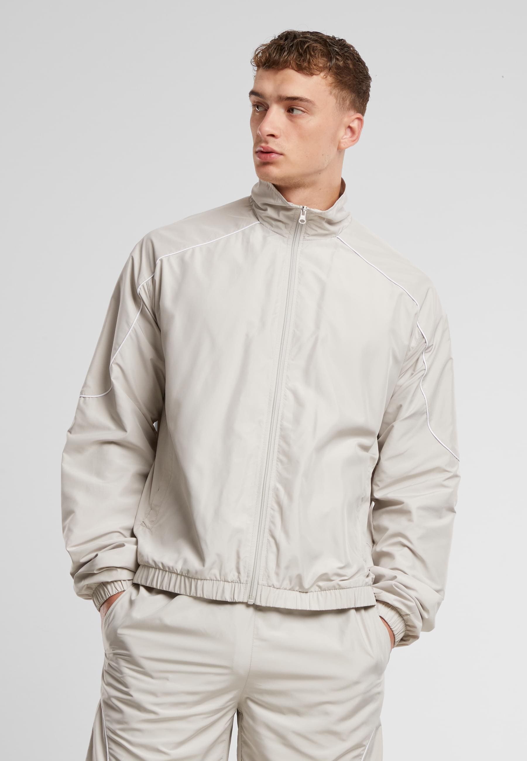 URBAN CLASSICS Trainingsjacke »Urban Classics Piped Panel Trackjacket«, (1 St.), ohne Kapuze