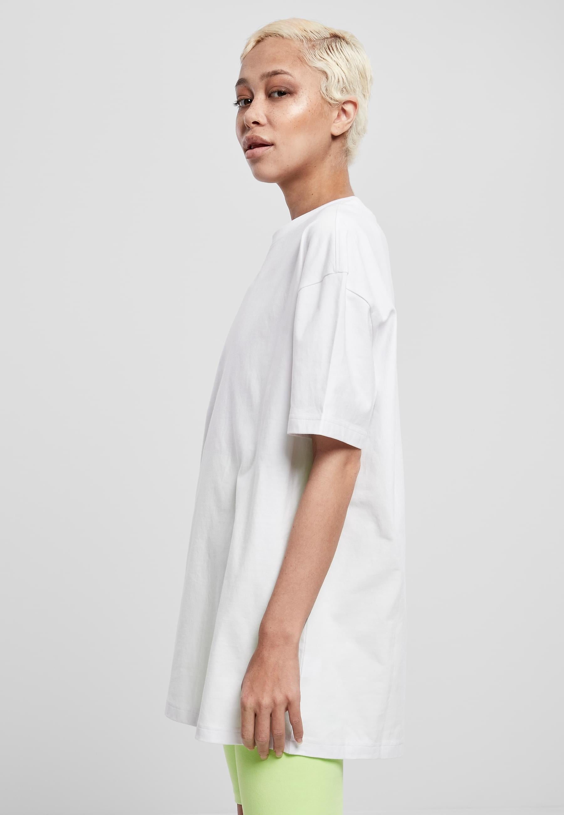 URBAN CLASSICS T-Shirt »Urban Classics Damen Ladies Oversized Boyfriend Tee«, (1 tlg.)
