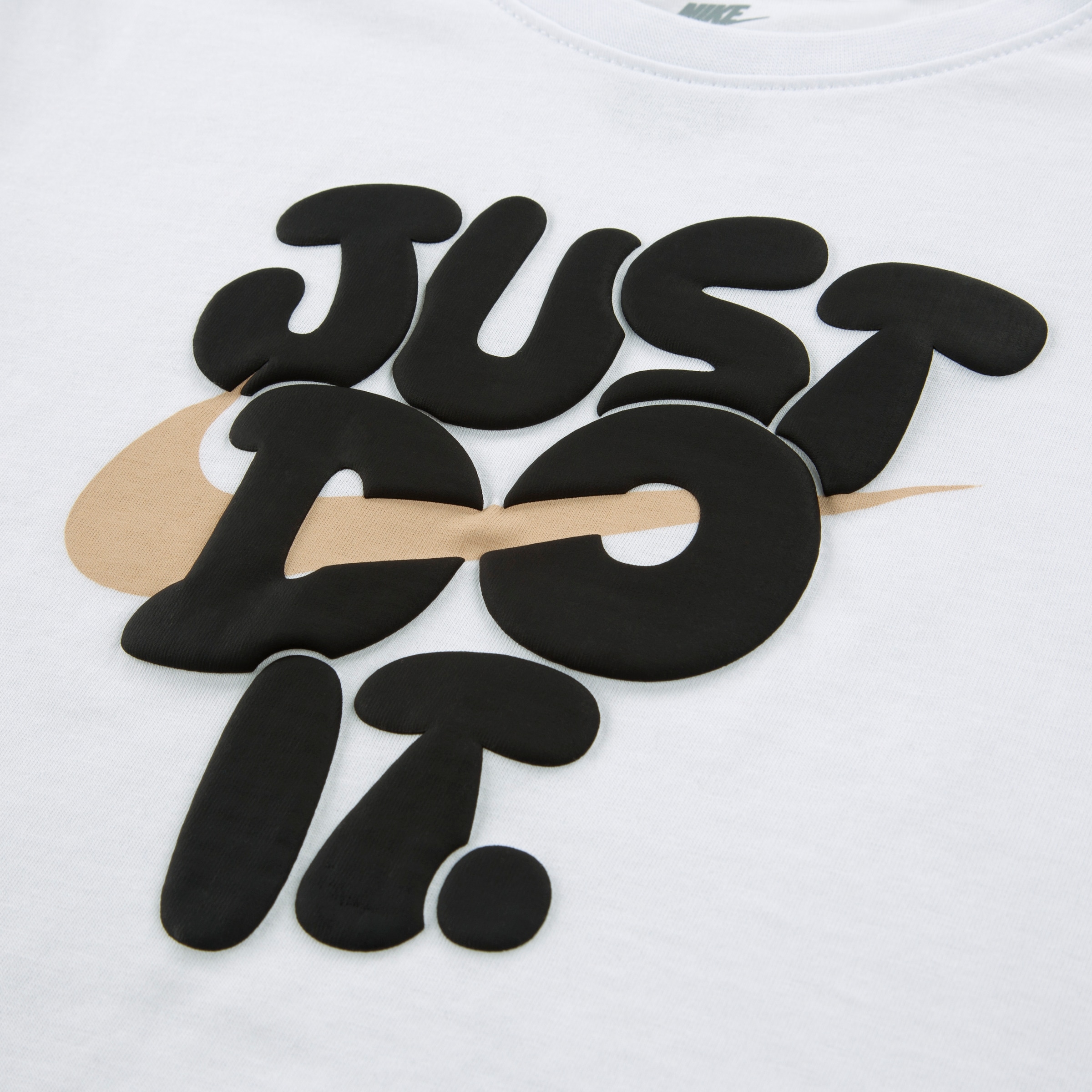 Nike Sportswear T-Shirt & Shorts »NKG BOLD PLAY BIKE SHORT SET« 2 für Children, für sportliche Aktivitäten