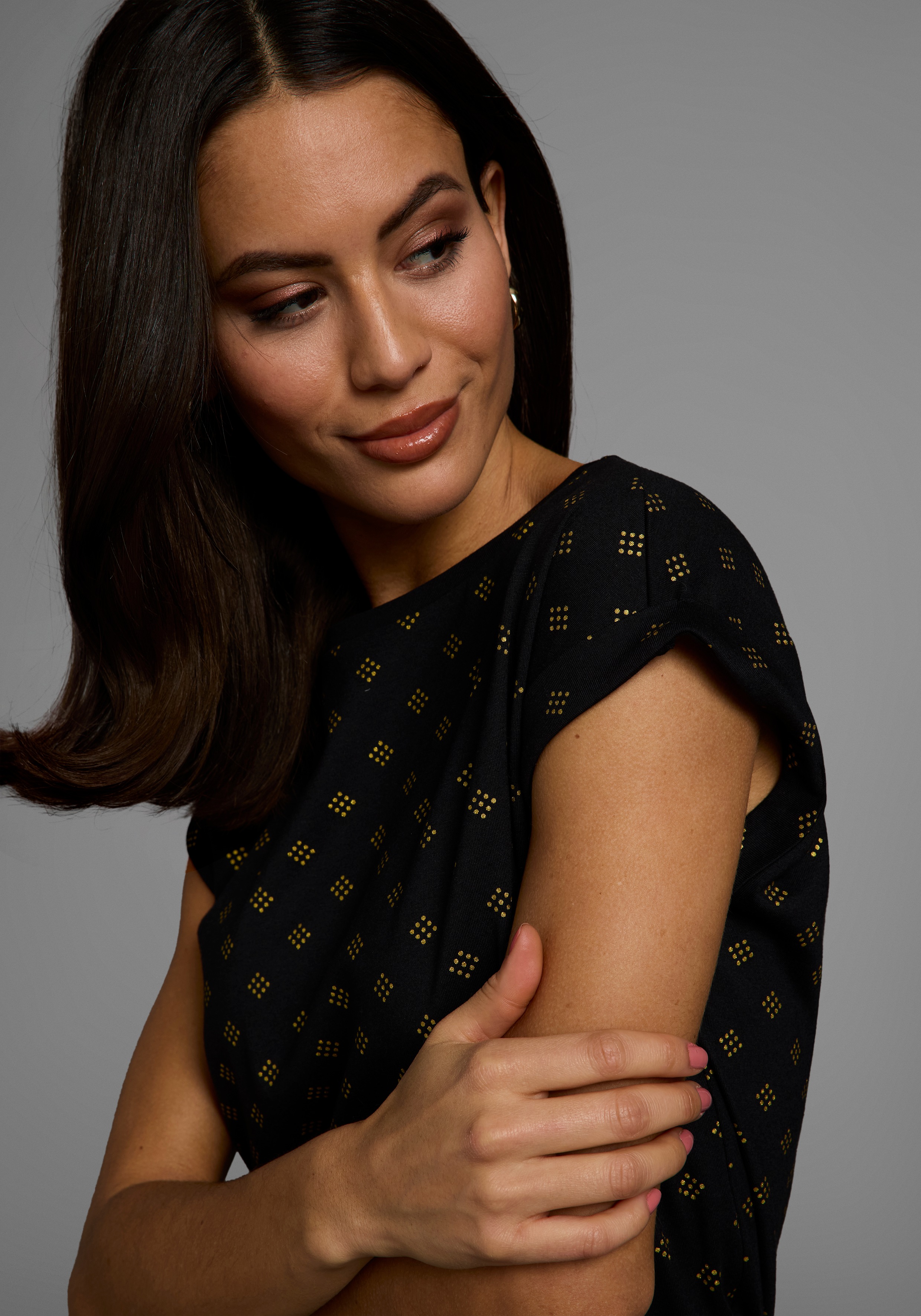 Thumbnail - Laura Scott Rundhalsshirt mit minimalistischem Graphik-Allover-Print