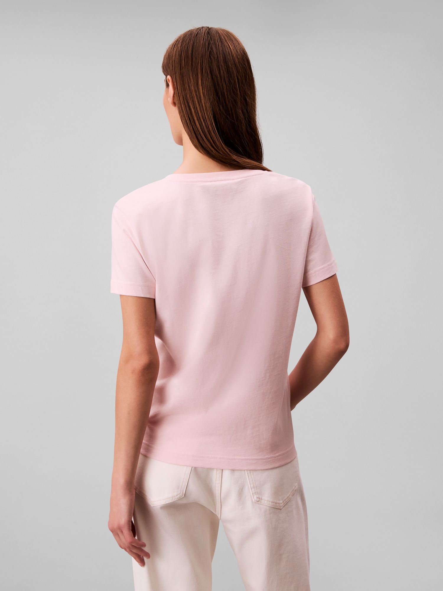 Calvin Klein Jeans T-Shirt »Archive Jersey Vnk Tee EU«, Mit V-Ausschnitt