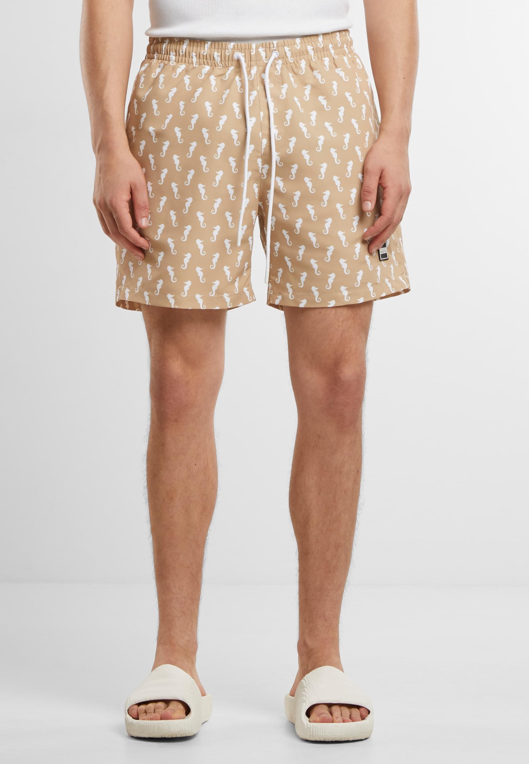 URBAN CLASSICS Badeshorts »Urban Classics Herren Pattern Swim Shorts«