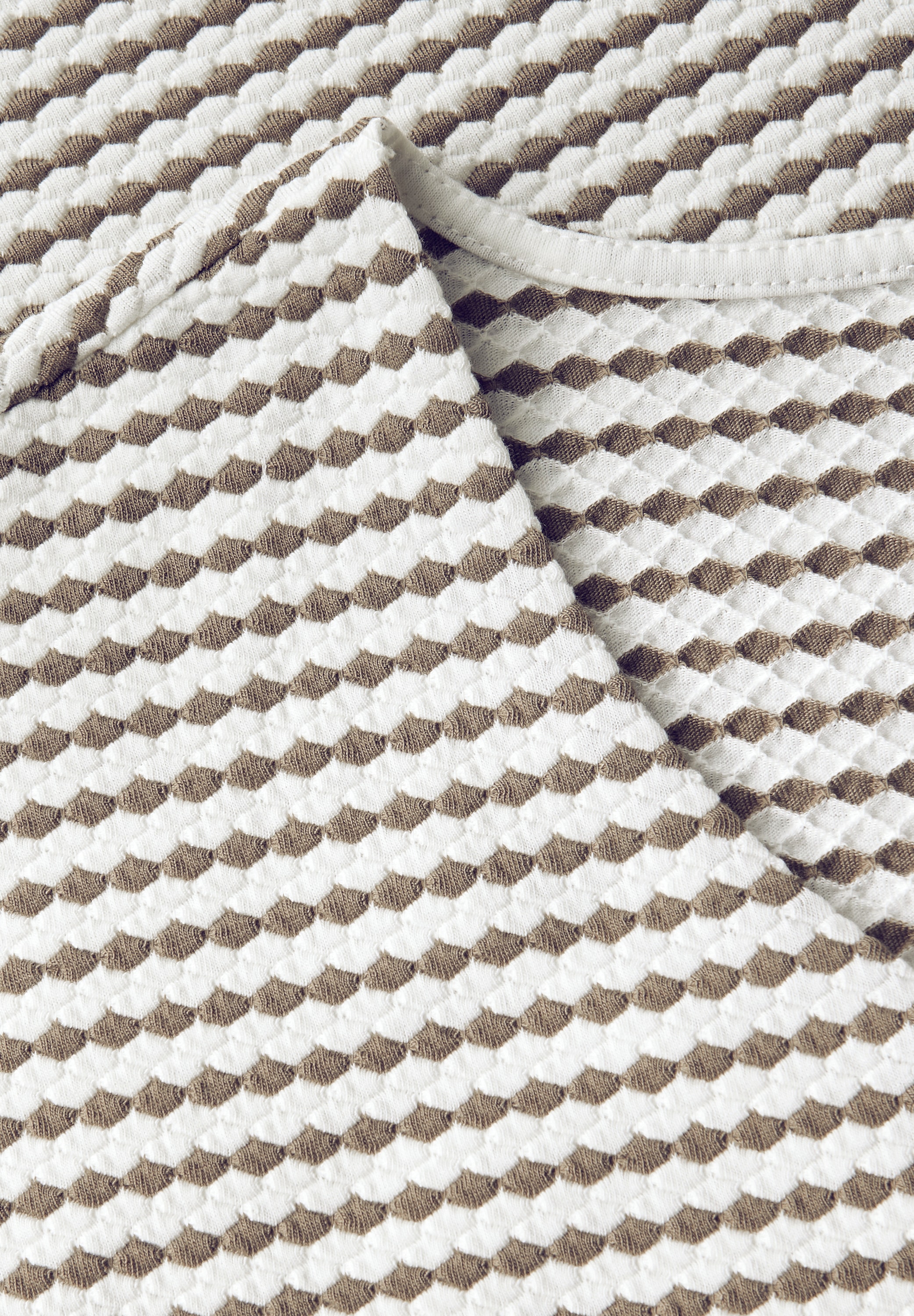 STREET ONE T-Shirt, aus softem Materialmix