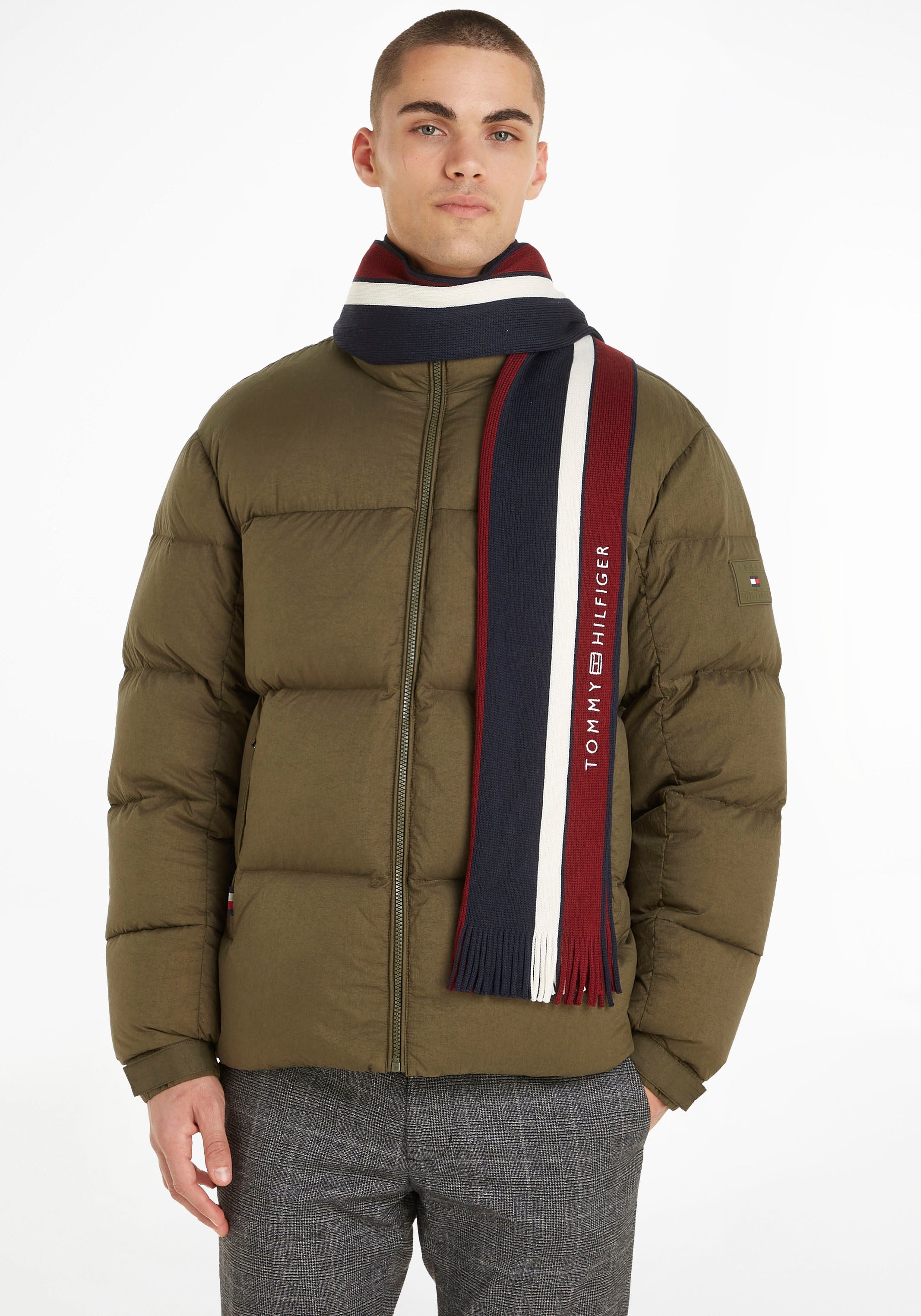 Tommy Hilfiger Wollschal »CORPORATE RASCHELLE SCARF«, Gestreifter  Fransenschal mit Branding-Details für kaufen | BAUR