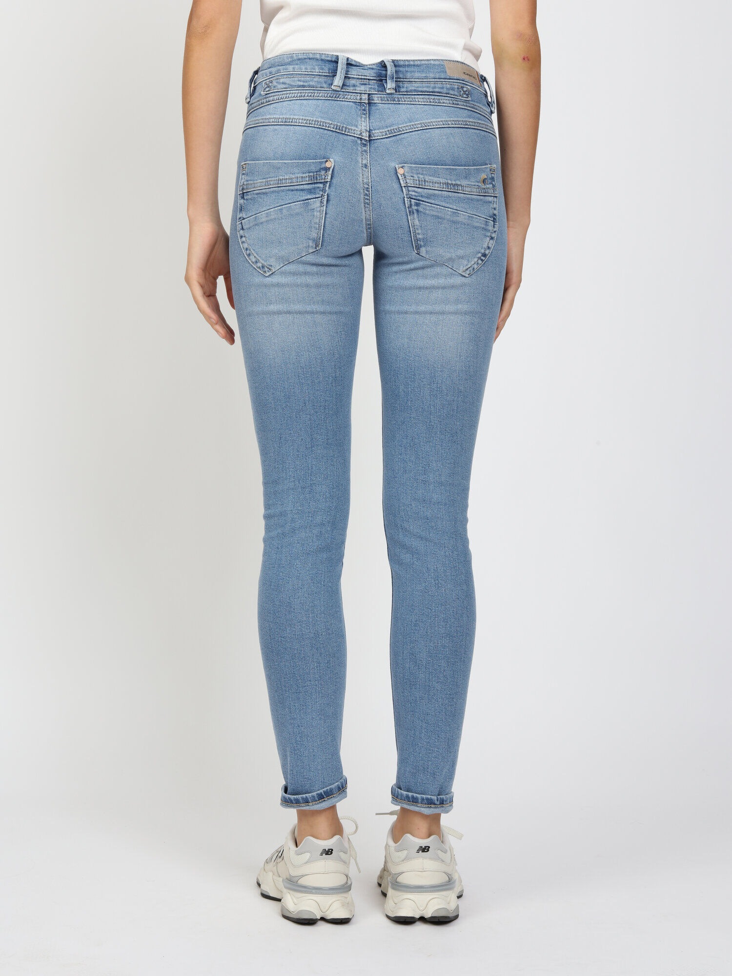 GANG Skinny-fit-Jeans »94MEDINA« mit halbverdeckter Knopfleiste