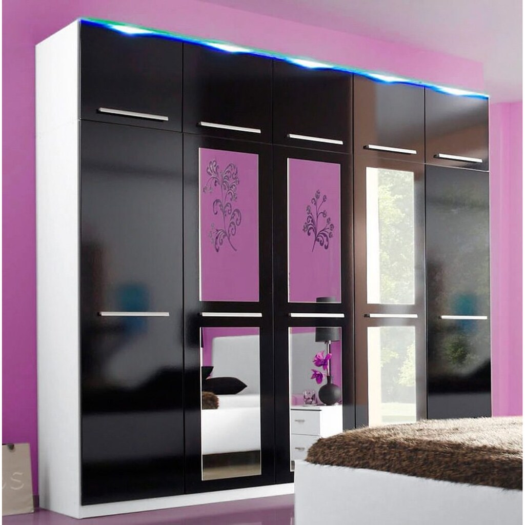 priess Kleiderschrank