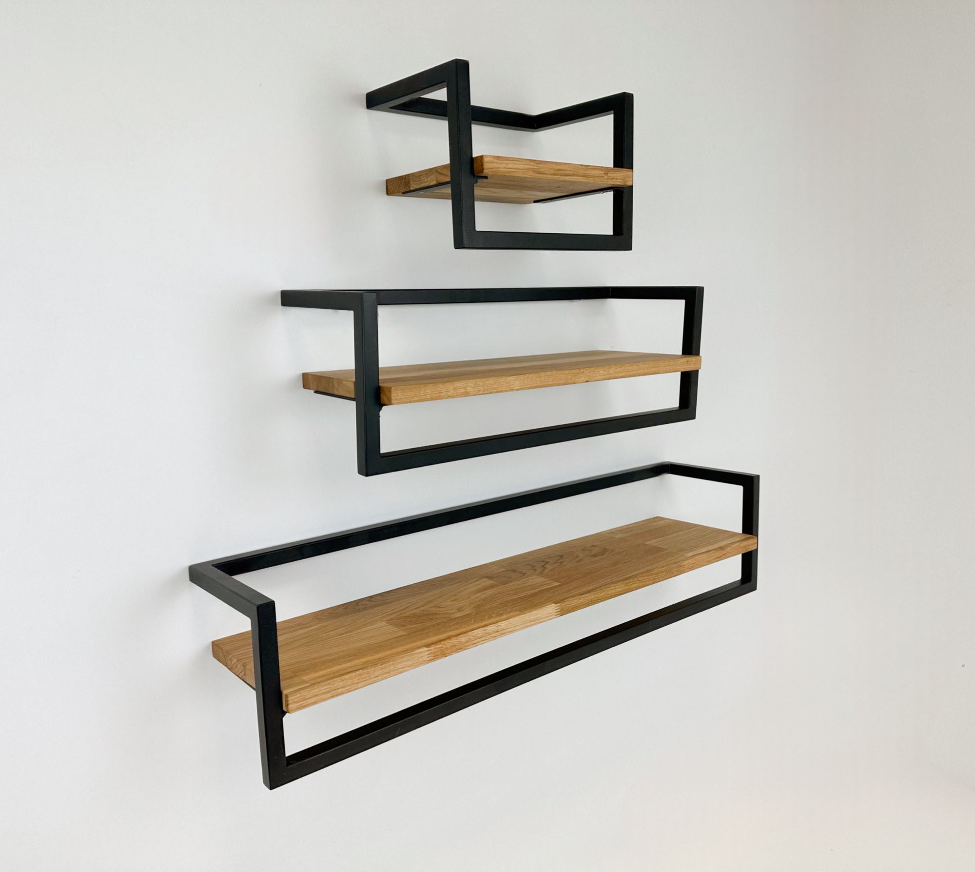 Thumbnail - andas Wandregal "Kemi" B/T/H: 60/20/20 cm, Rahmen aus Metall, Ablagefläche aus Eichenholz