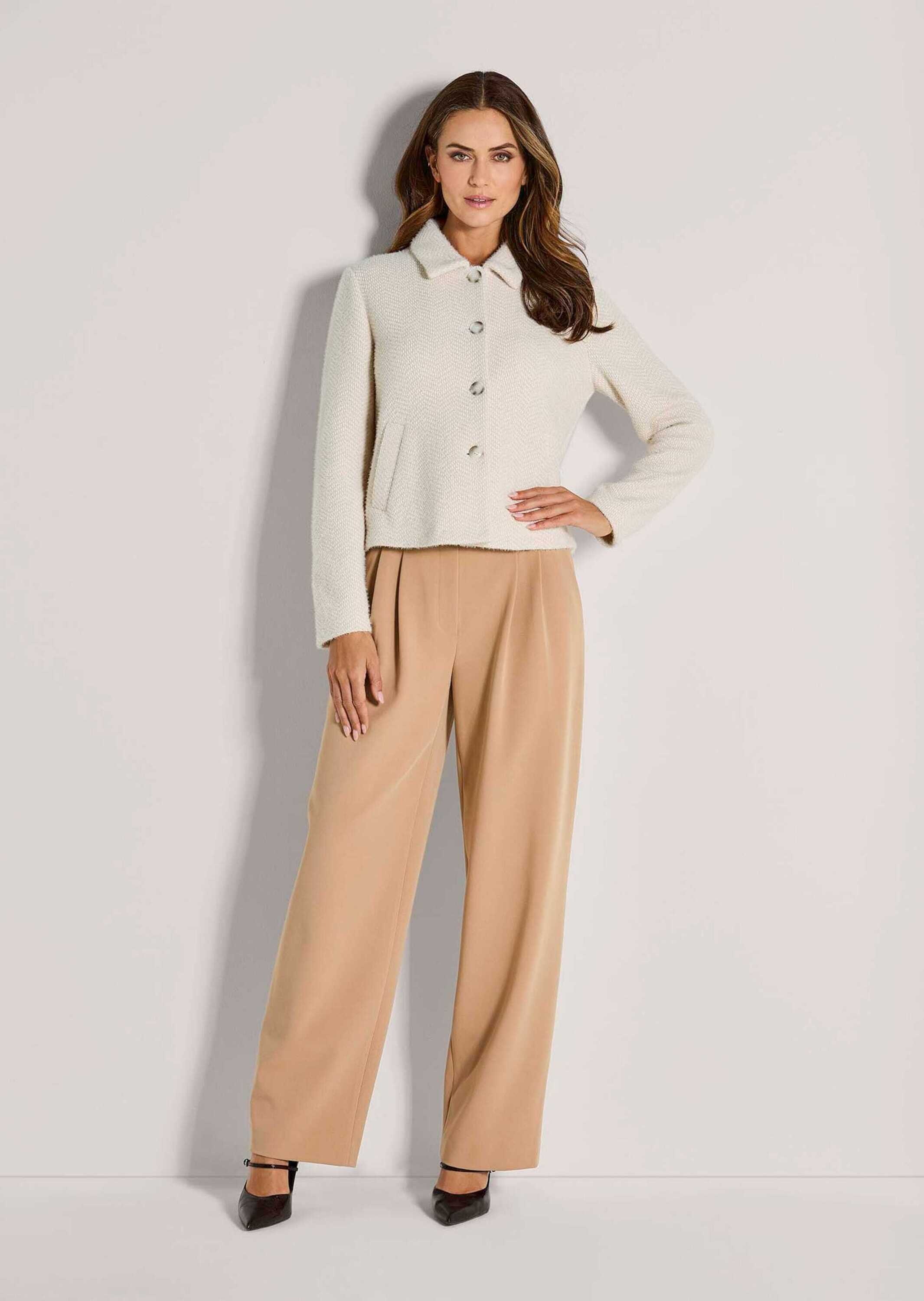 MADELEINE Jackenblazer "Kurzblazer Eleganter Damenblazer mit Hornknöpfen" S günstig online kaufen