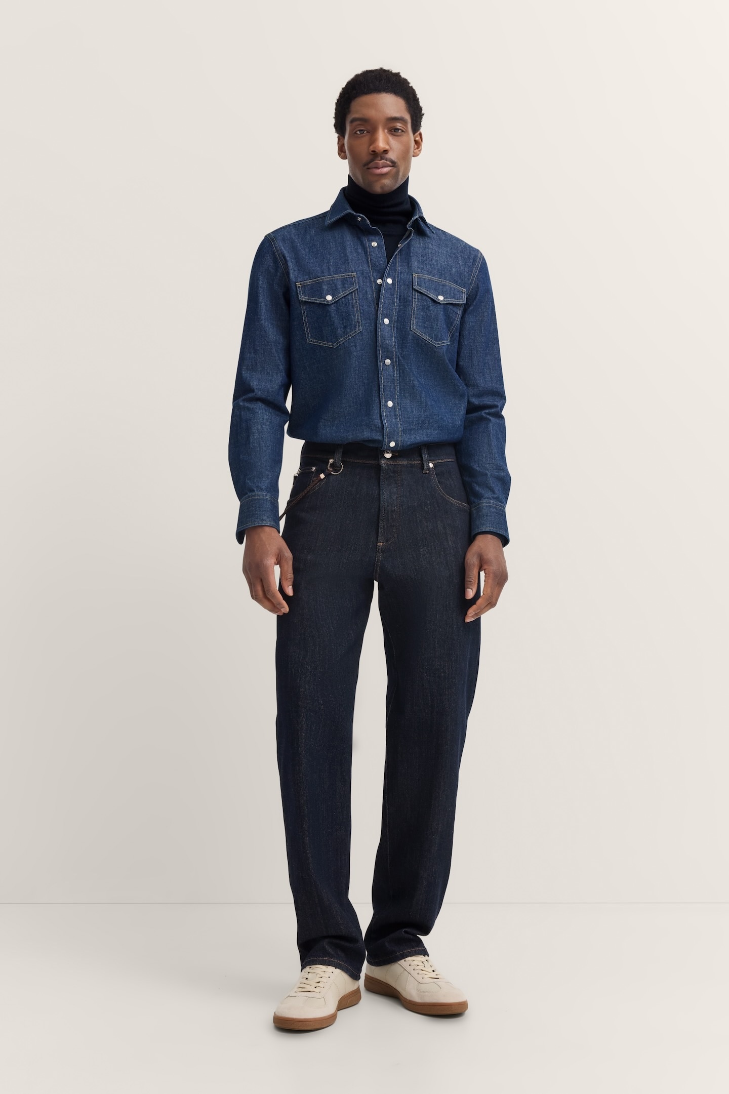 bugatti 5-Pocket-Jeans »Loose Fit«, aus Luxury Raw Denim mit Stretch