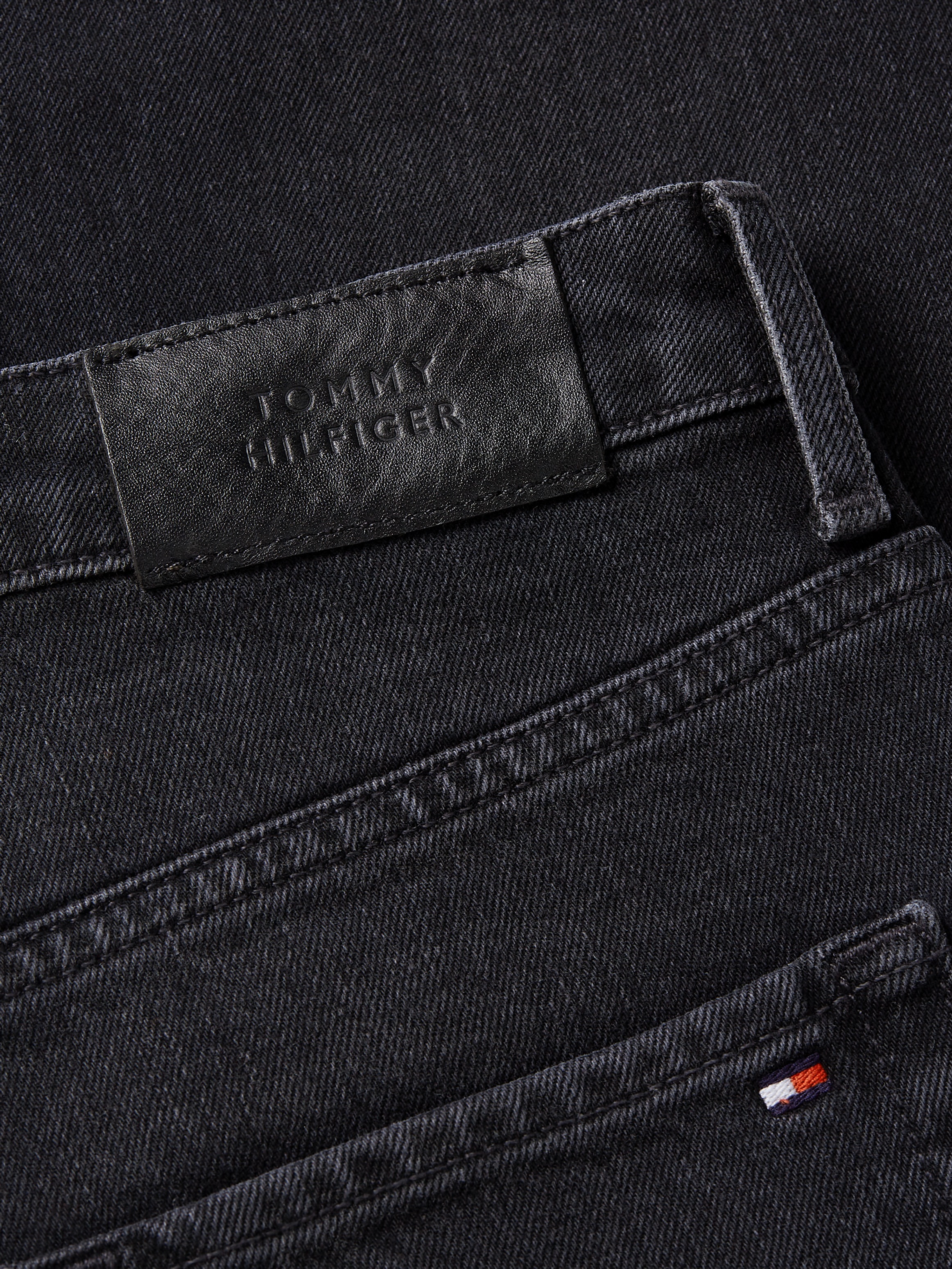 Tommy Hilfiger Slim-fit-Jeans »SLIM CIGARETTE HW A DARK BLUE«, mit Tommy Hilfiger Logo-Badge