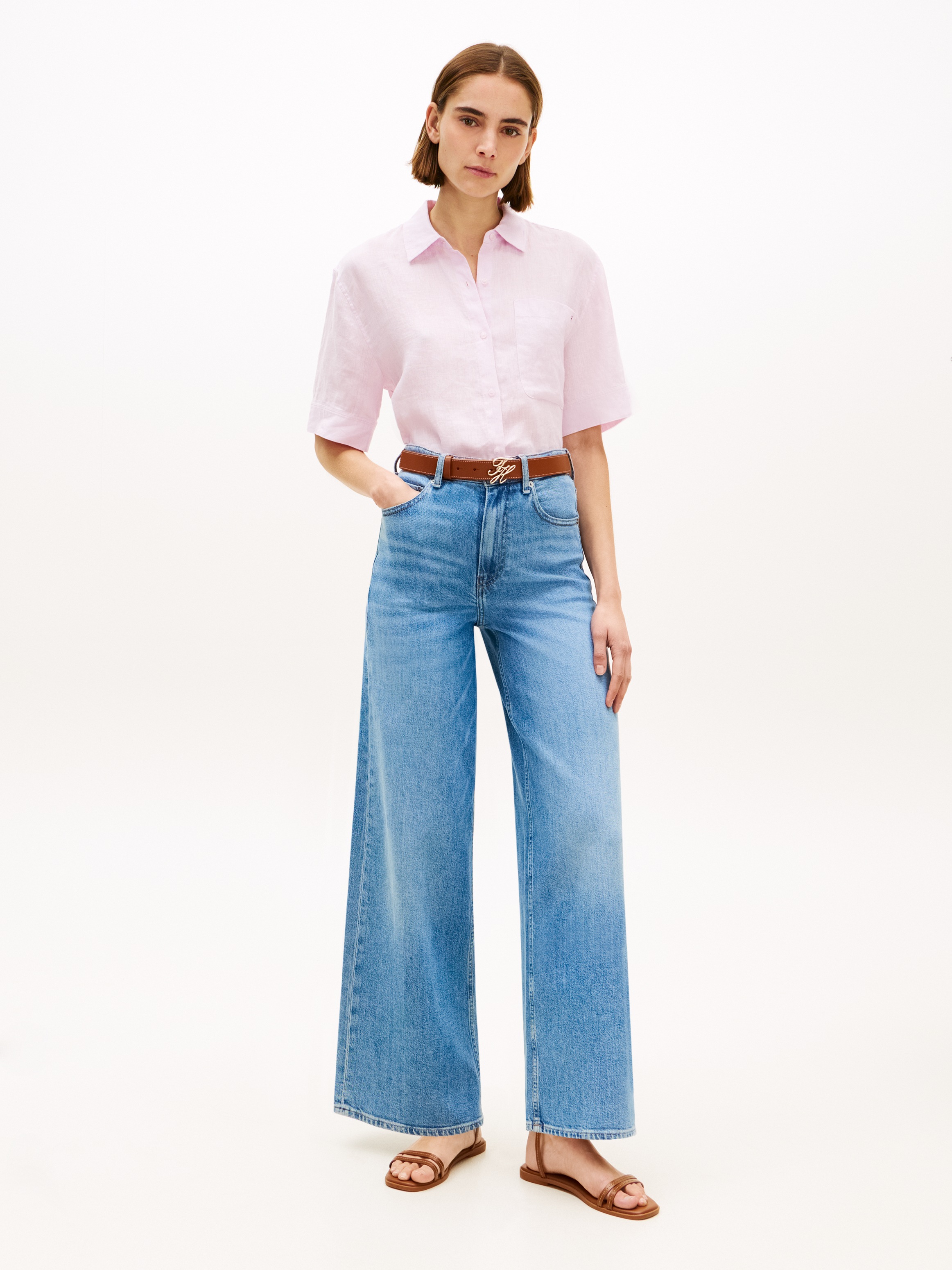 Tommy Hilfiger Kurzarmbluse »ESS LINEN SHORT SLEEVE SHIRT« mit aufgesetzter Brusttasche und Flag-Stickerei, reines Leinen