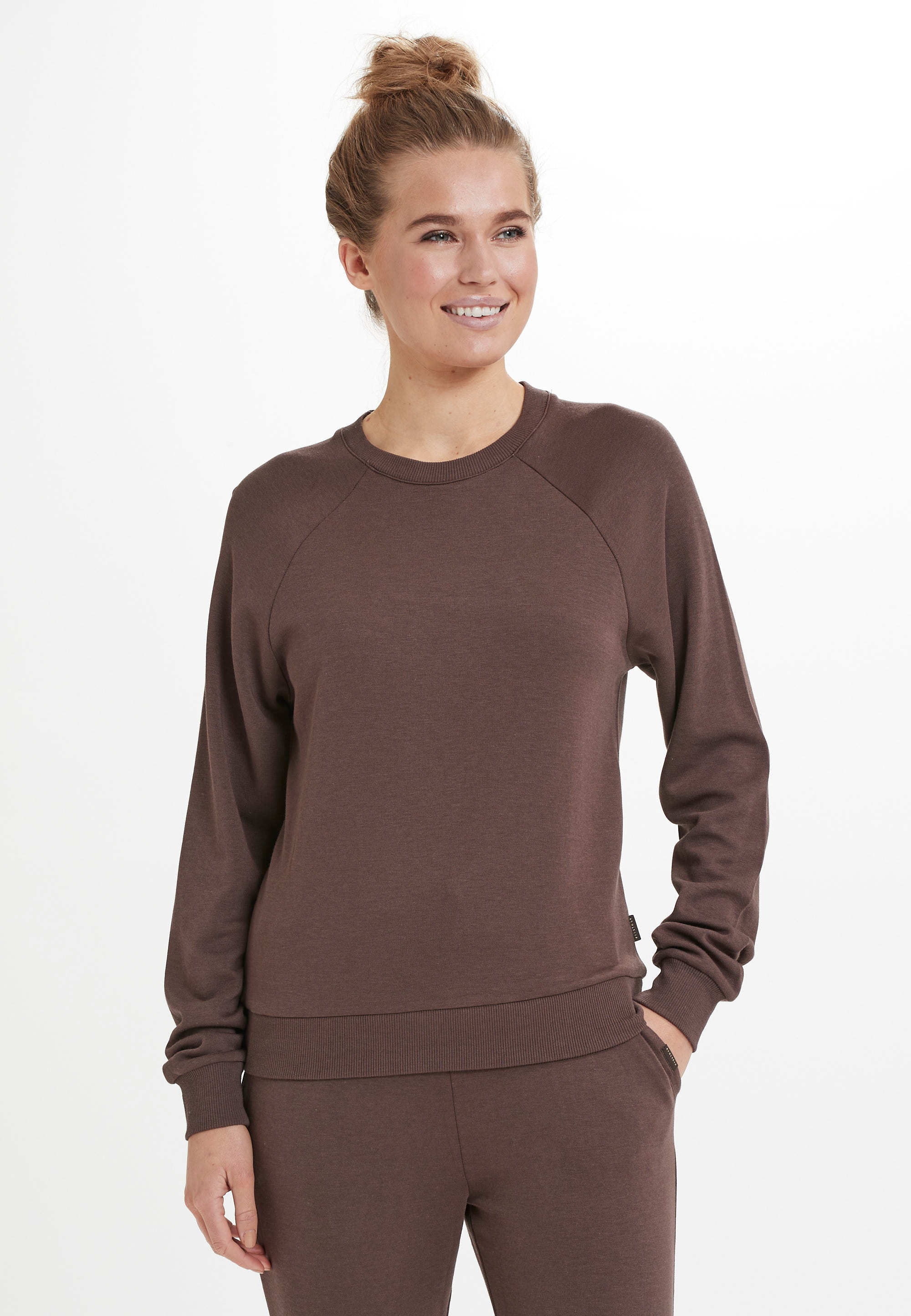 ATHLECIA Strickpullover "Niary", in lässigem Design