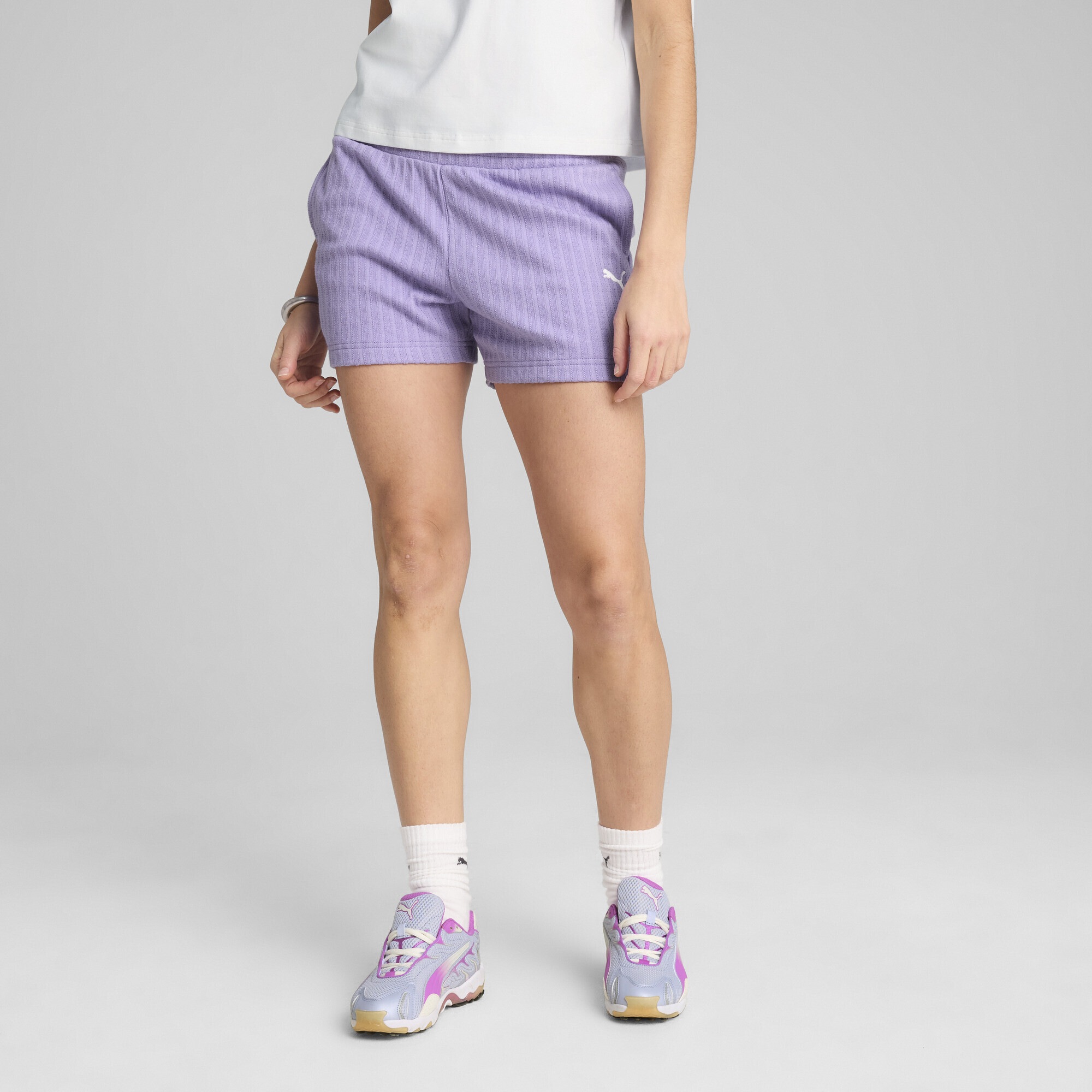 PUMA Sporthose »WARDROBE ESS 4" Pointelle-Shorts Damen«