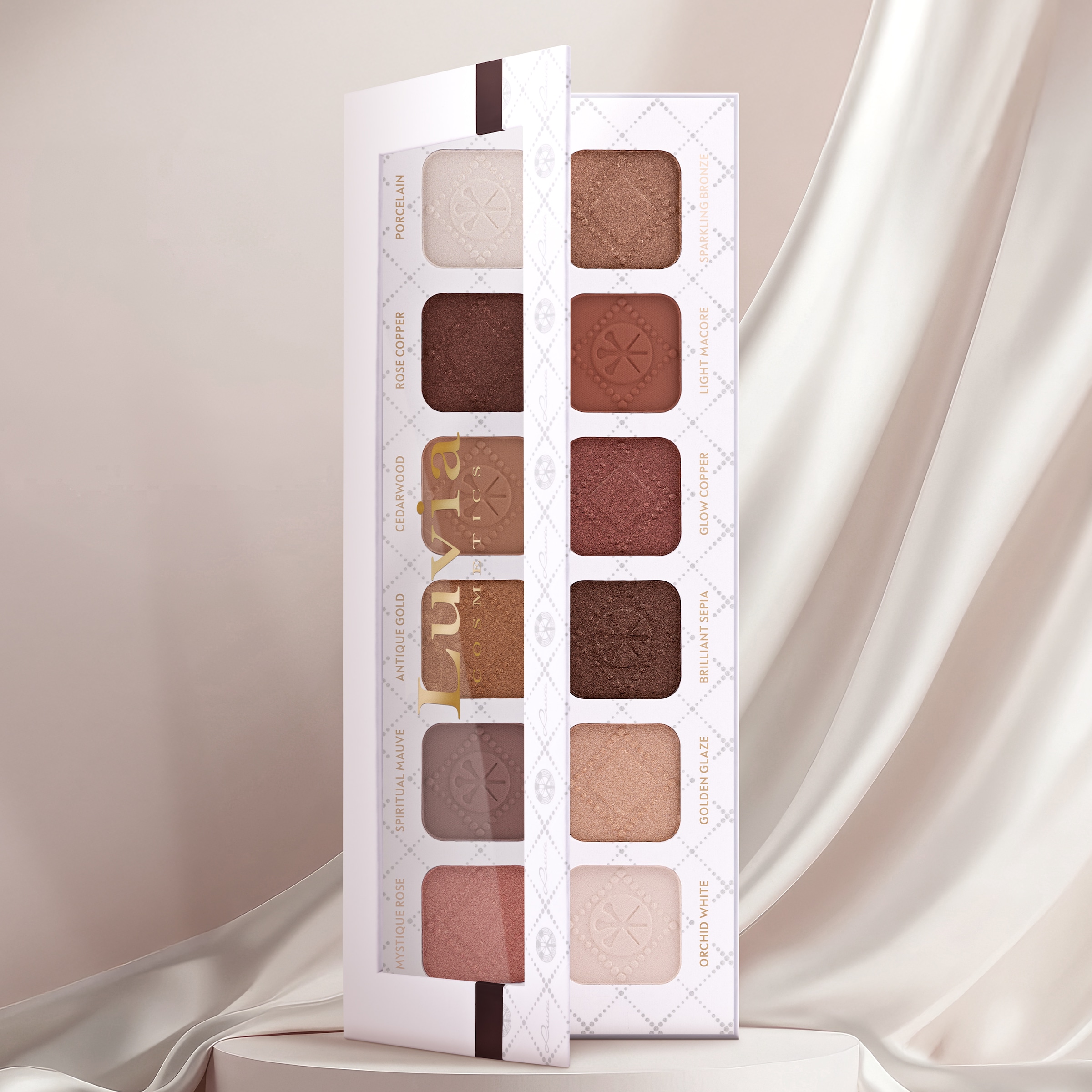 Luvia Cosmetics Lidschatten-Palette »Karmaflage« Matt und schimmernd, hochpigmentiert, müheloses Verblenden.